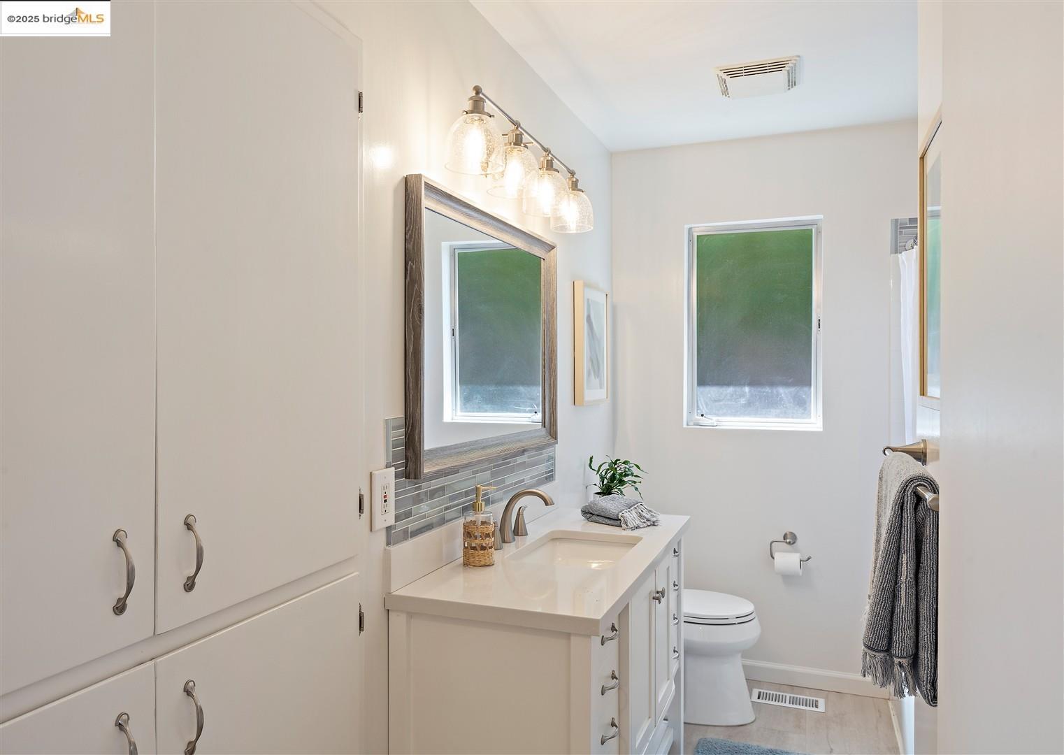 Detail Gallery Image 28 of 43 For 4511 Gregory Way, Richmond,  CA 94803 - 3 Beds | 2 Baths
