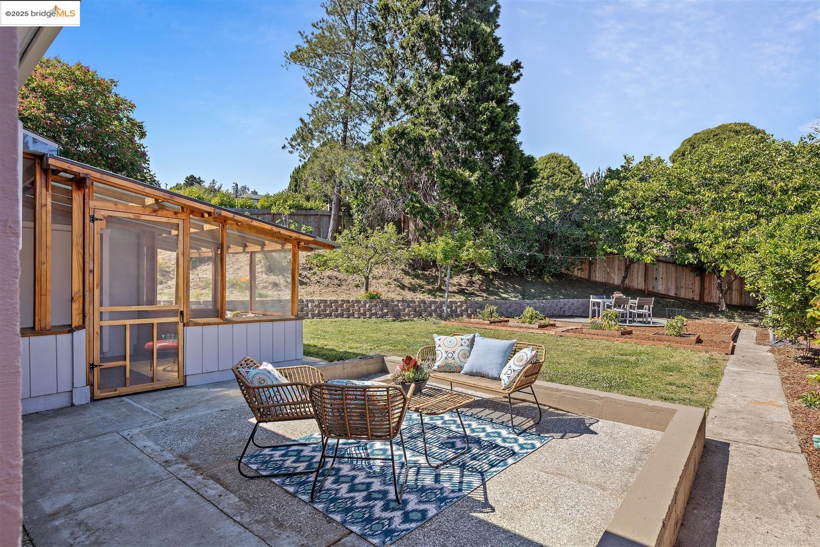 Detail Gallery Image 32 of 43 For 4511 Gregory Way, Richmond,  CA 94803 - 3 Beds | 2 Baths
