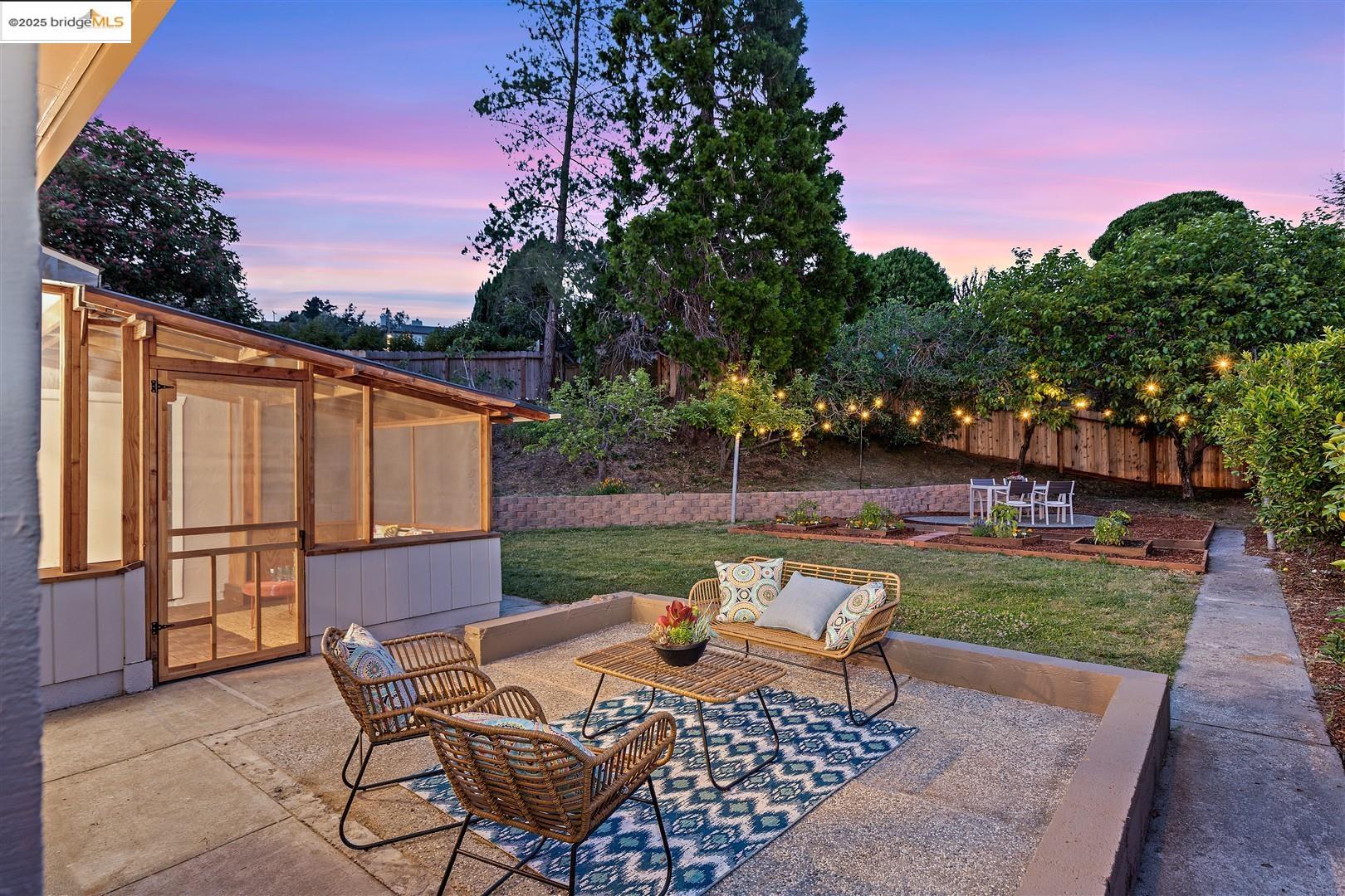 Detail Gallery Image 33 of 43 For 4511 Gregory Way, Richmond,  CA 94803 - 3 Beds | 2 Baths