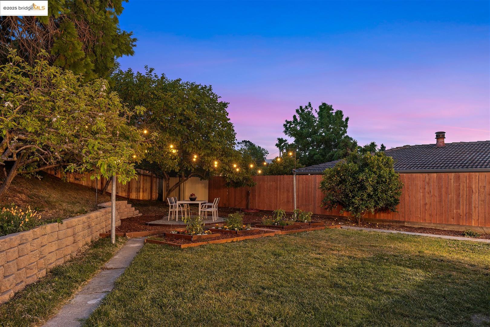 Detail Gallery Image 40 of 43 For 4511 Gregory Way, Richmond,  CA 94803 - 3 Beds | 2 Baths