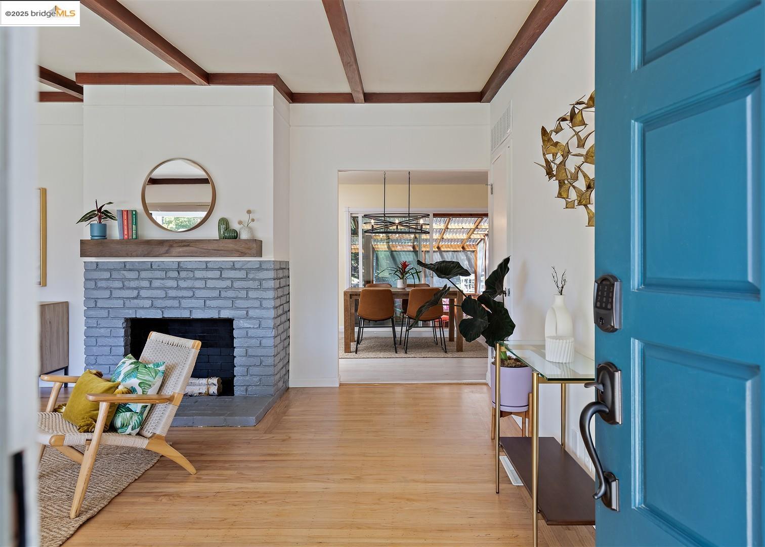 Detail Gallery Image 8 of 43 For 4511 Gregory Way, Richmond,  CA 94803 - 3 Beds | 2 Baths