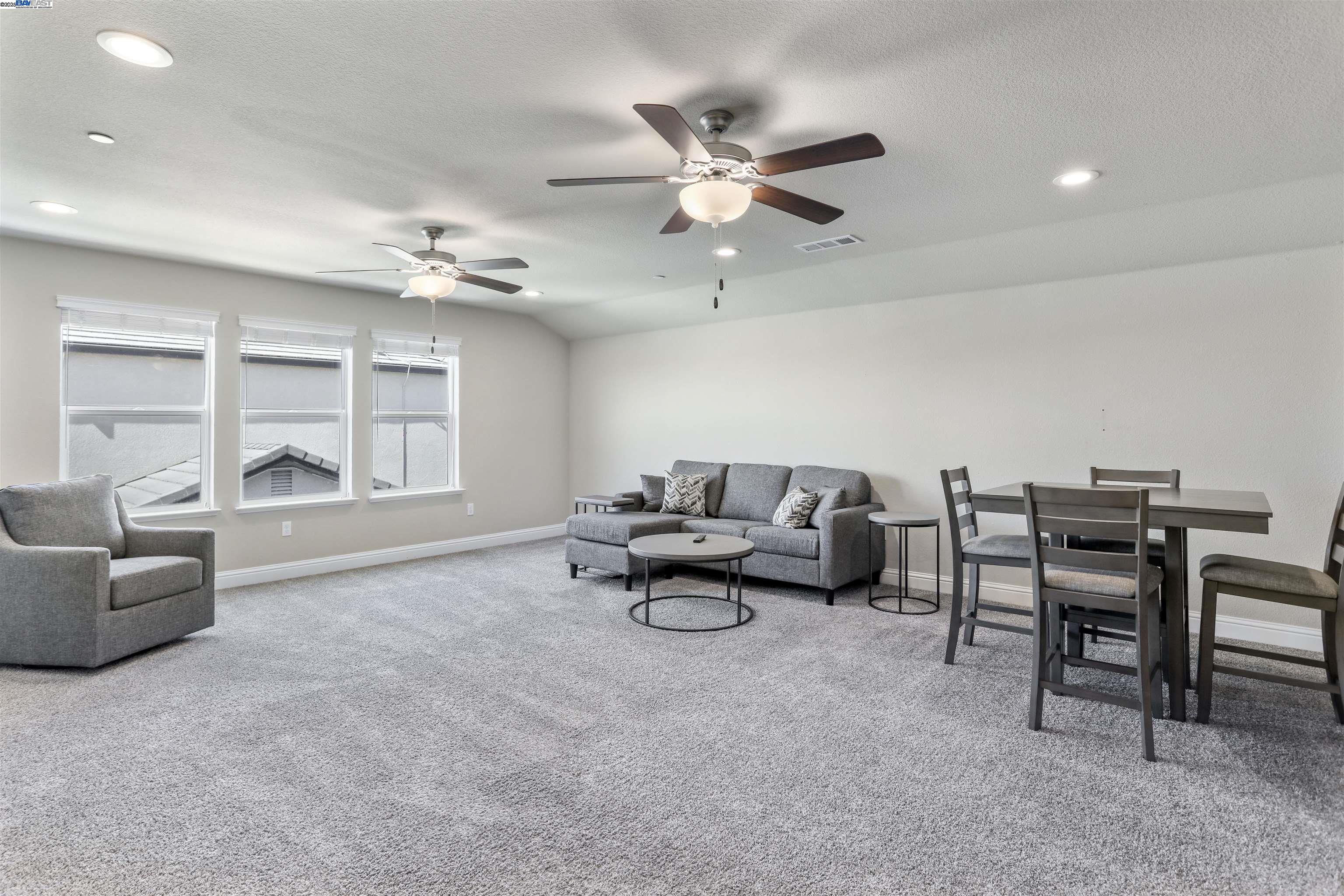 Detail Gallery Image 29 of 44 For 2178 Al Fonseca Ln, Manteca,  CA 95337 - 4 Beds | 3/1 Baths