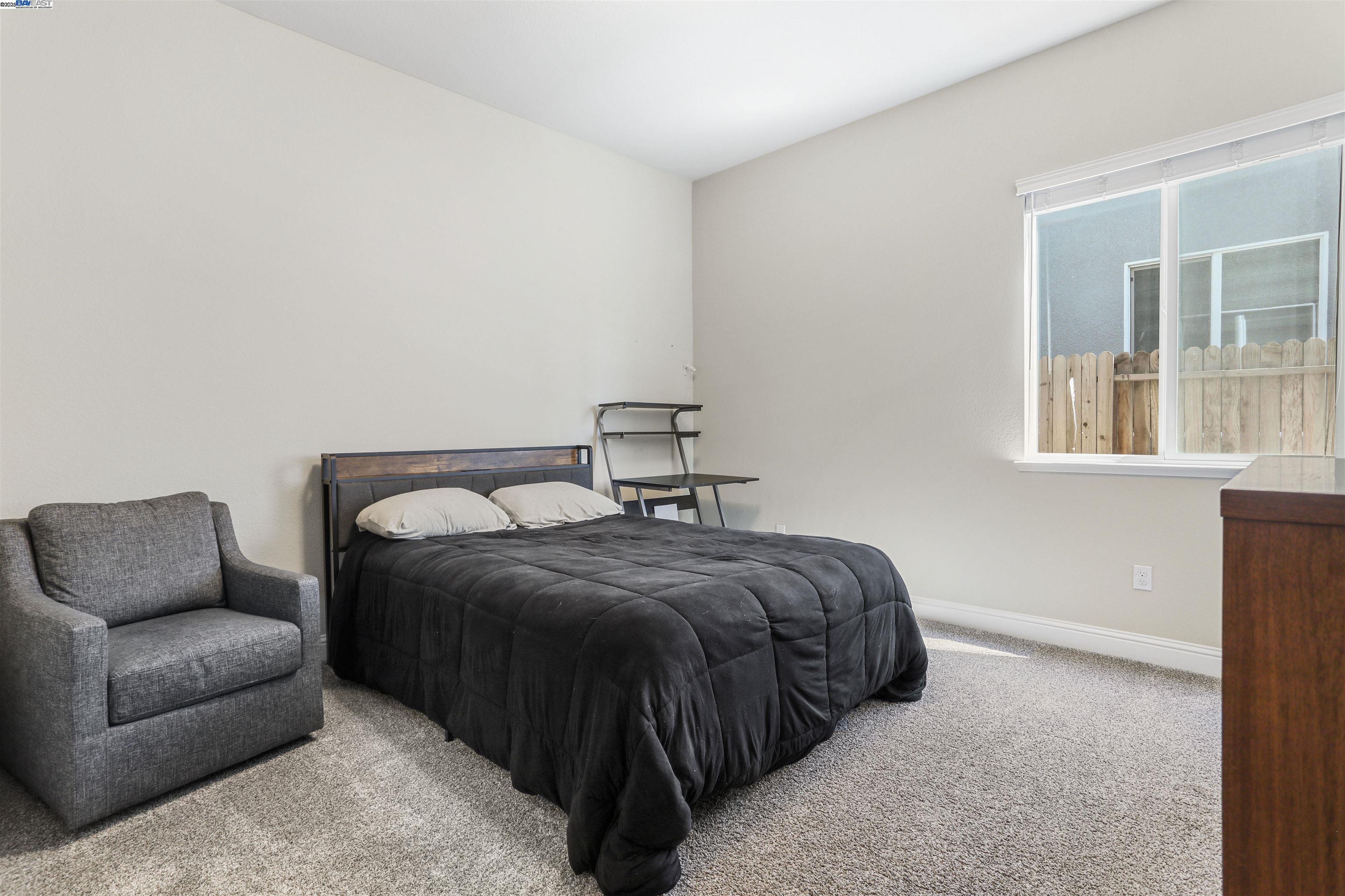 Detail Gallery Image 10 of 44 For 2178 Al Fonseca Ln, Manteca,  CA 95337 - 4 Beds | 3/1 Baths
