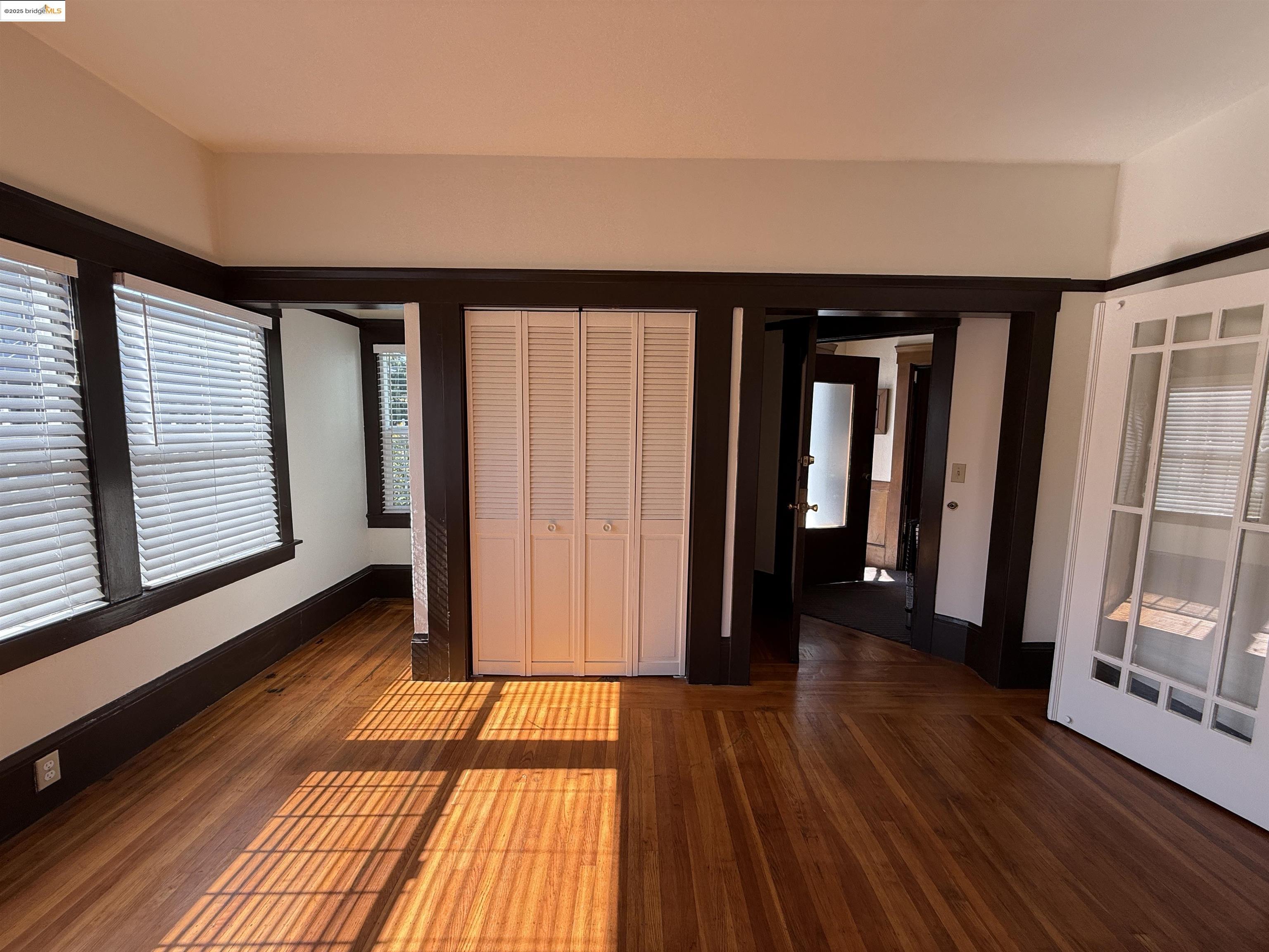 Detail Gallery Image 22 of 44 For 3999 Clarke, Oakland,  CA 94609 - – Beds | – Baths