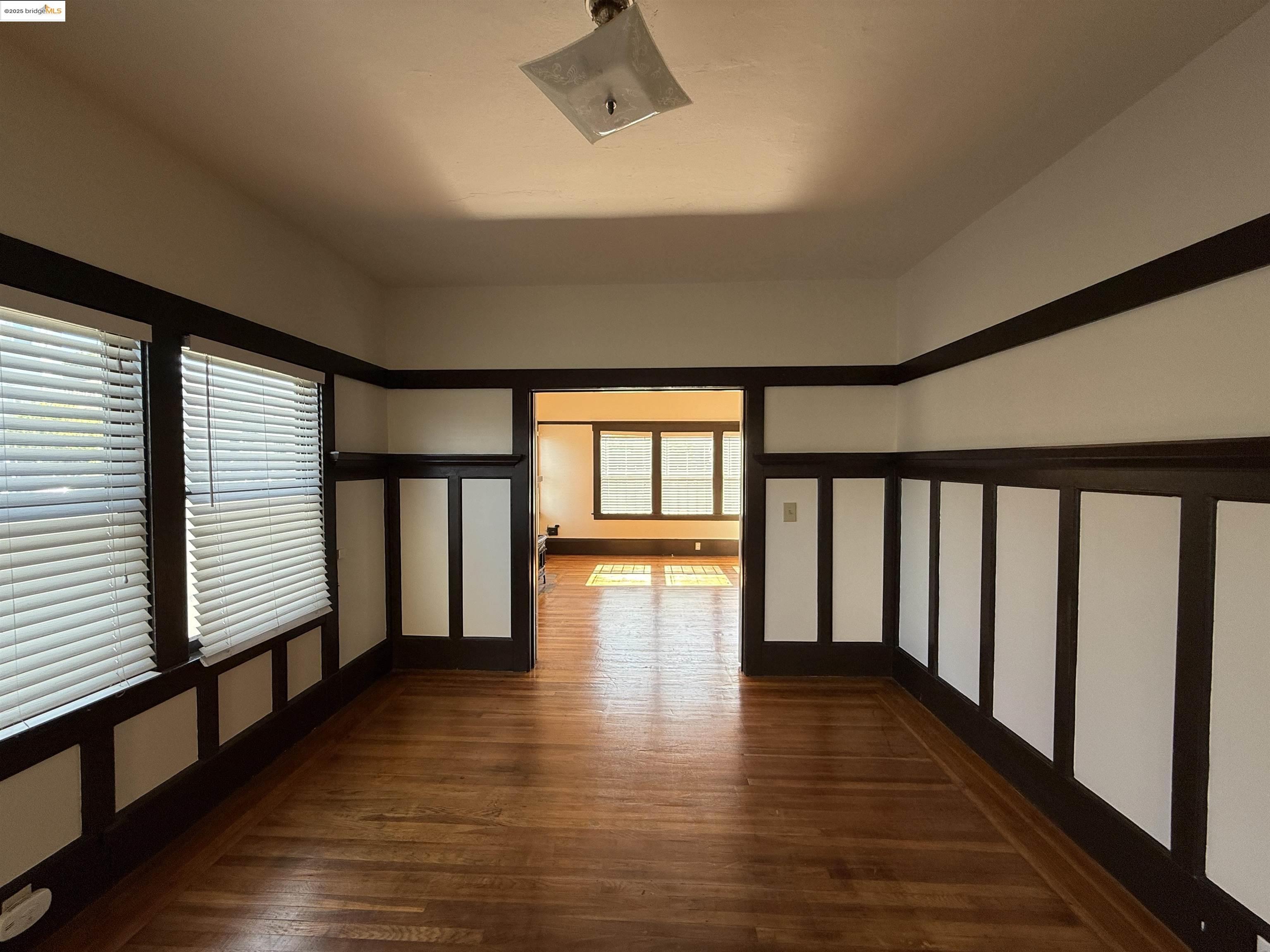 Detail Gallery Image 27 of 44 For 3999 Clarke, Oakland,  CA 94609 - – Beds | – Baths