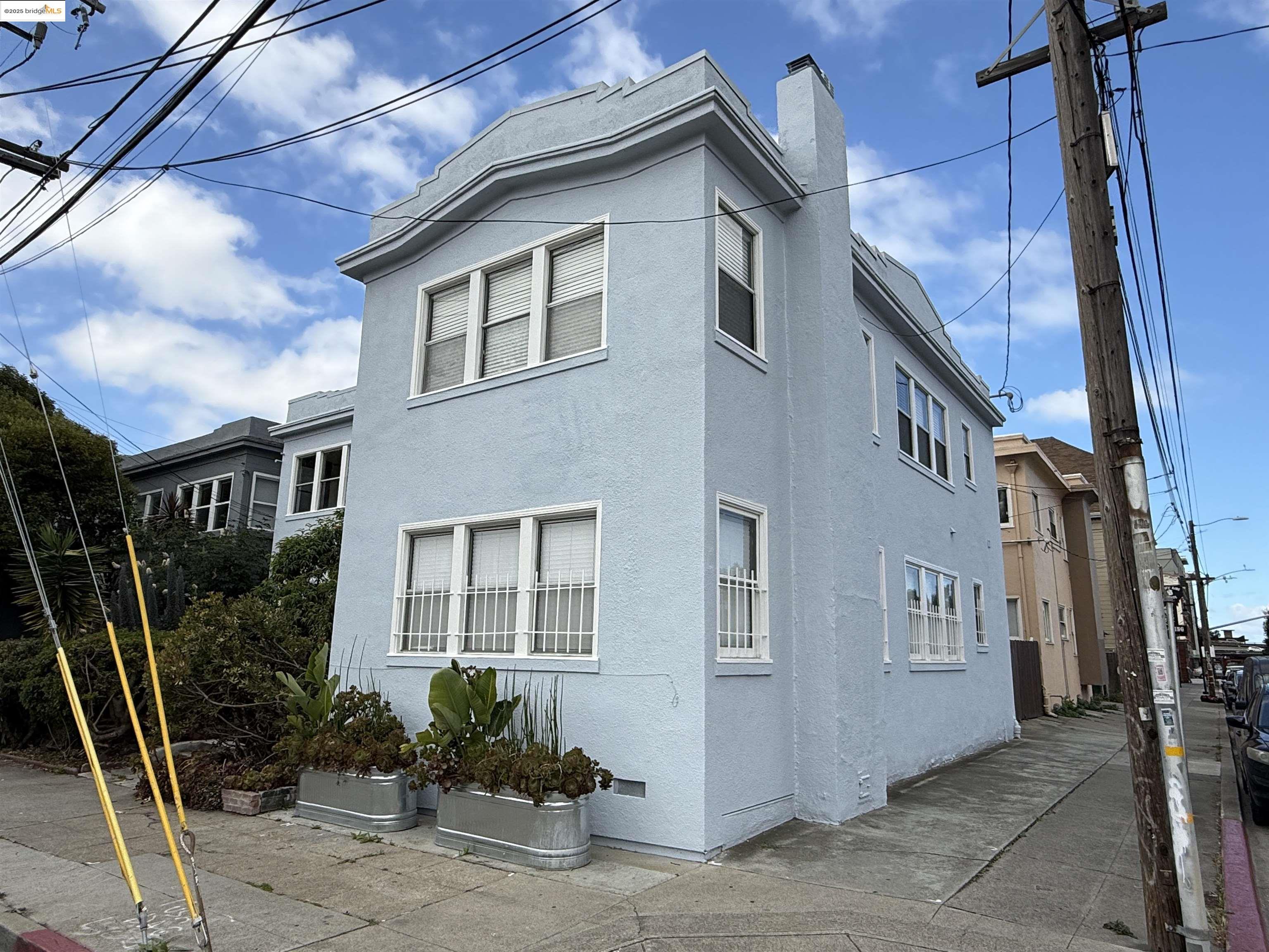Detail Gallery Image 41 of 41 For 3999 Clarke, Oakland,  CA 94609 - – Beds | – Baths