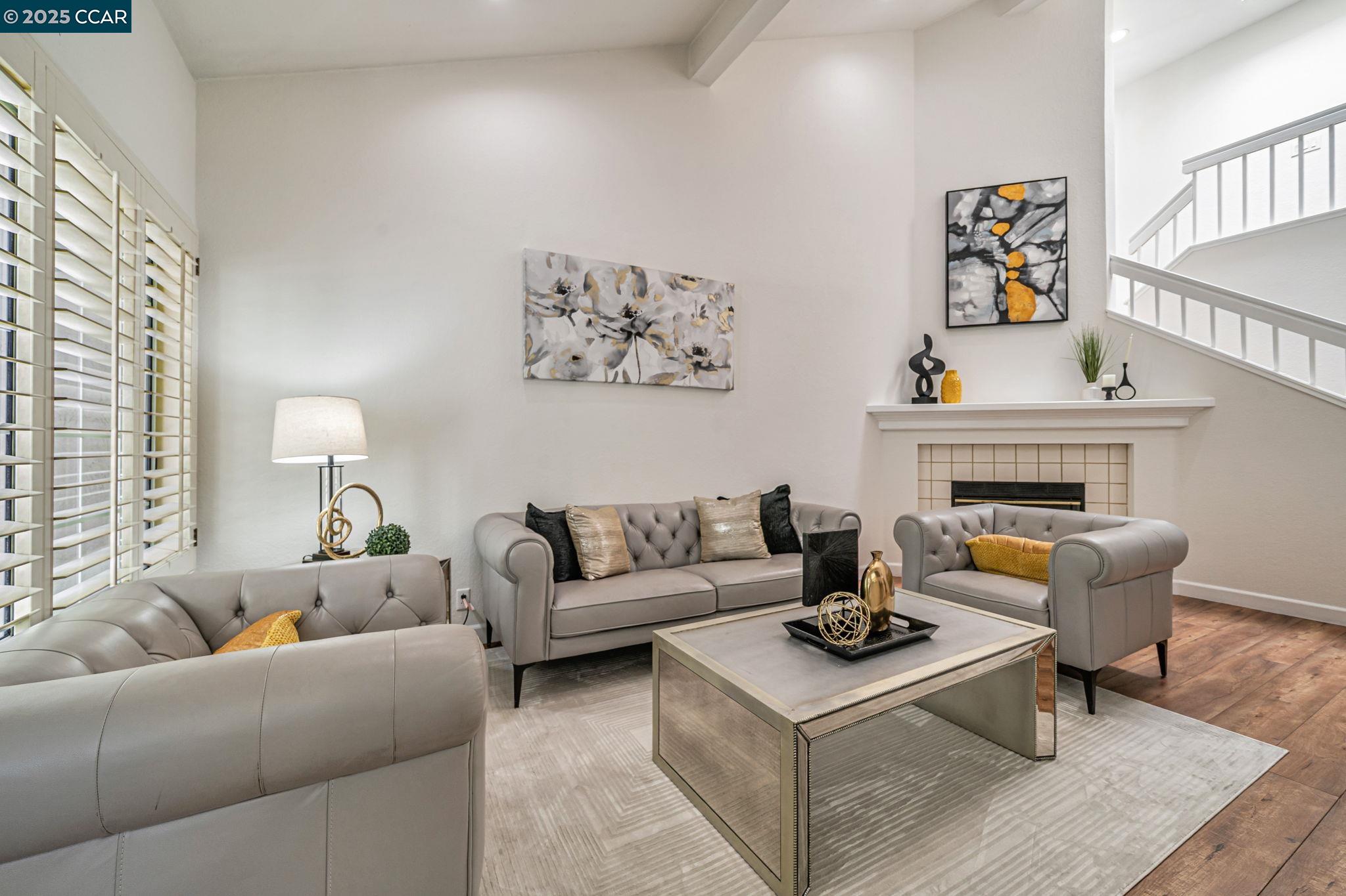 Photo #2: 41097472 Listing 