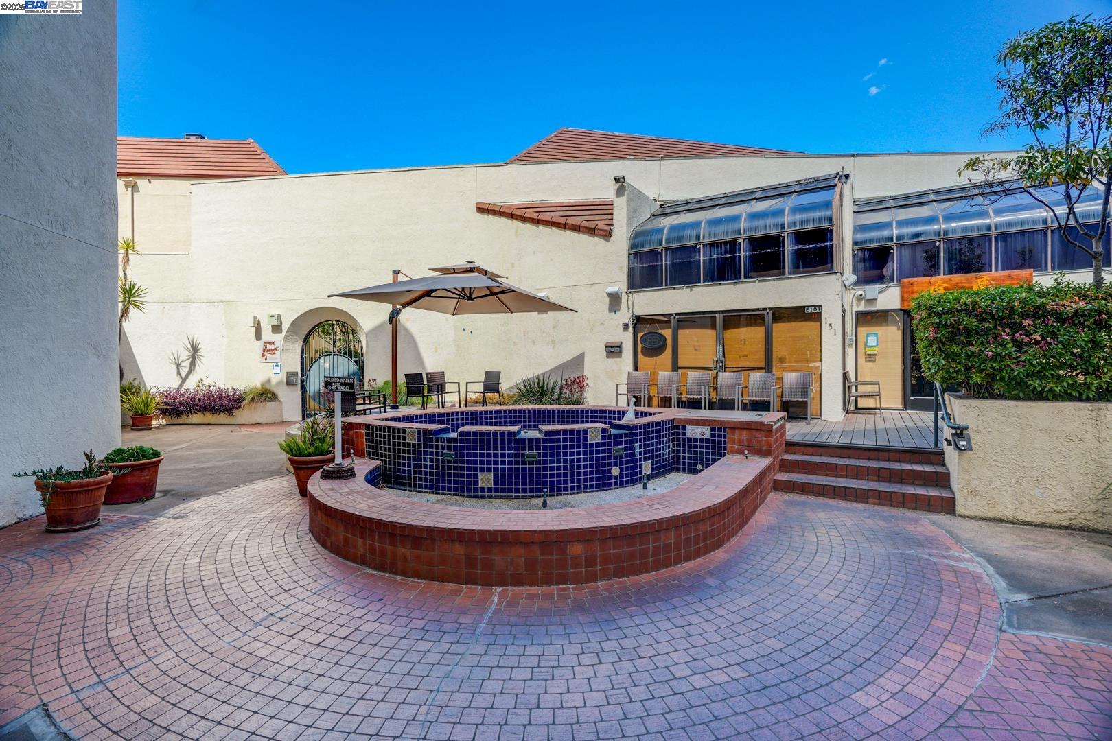 Detail Gallery Image 27 of 48 For 155 California Ave #G200,  Palo Alto,  CA 94306 - 2 Beds | 2/1 Baths