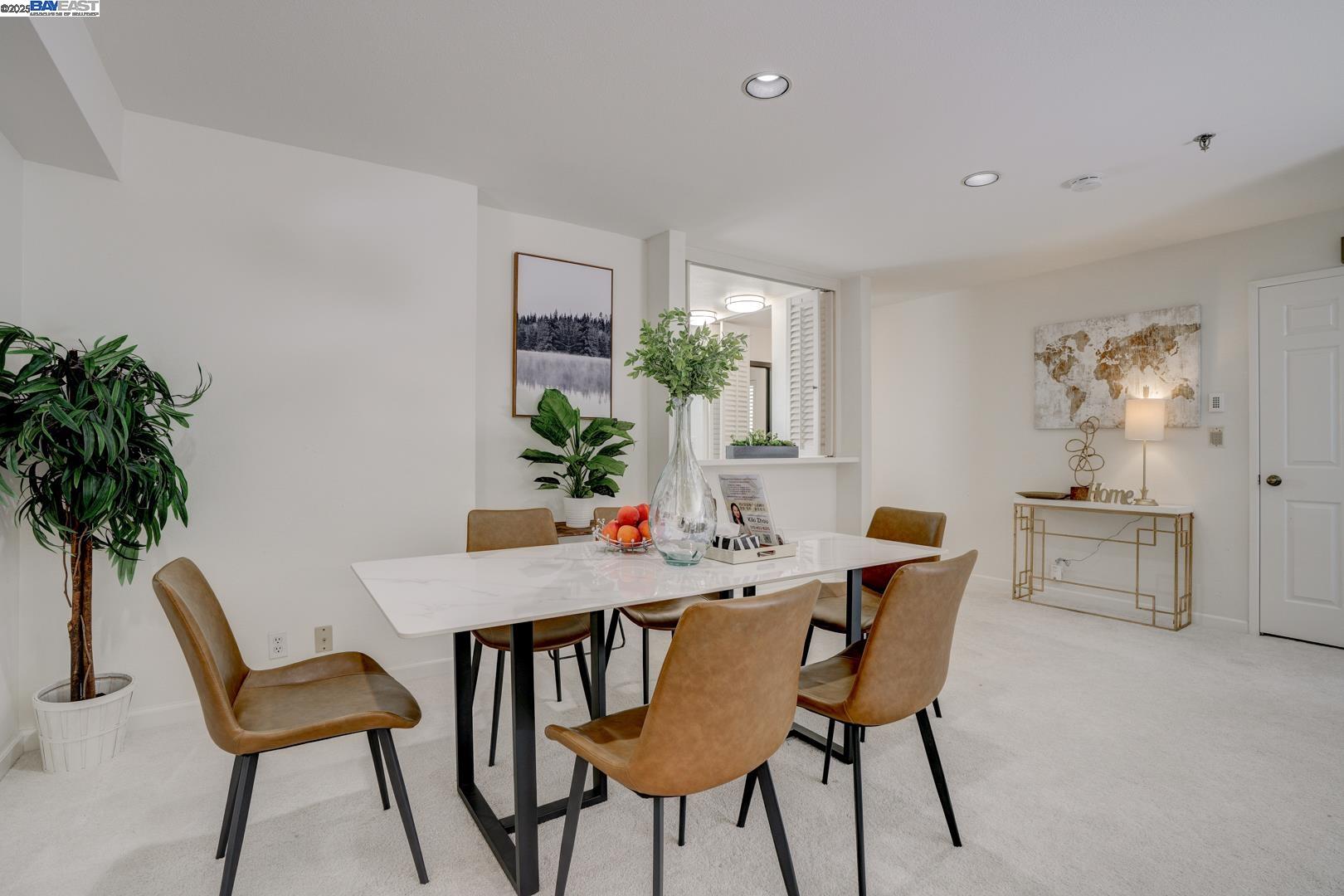 Detail Gallery Image 5 of 48 For 155 California Ave #G200,  Palo Alto,  CA 94306 - 2 Beds | 2/1 Baths