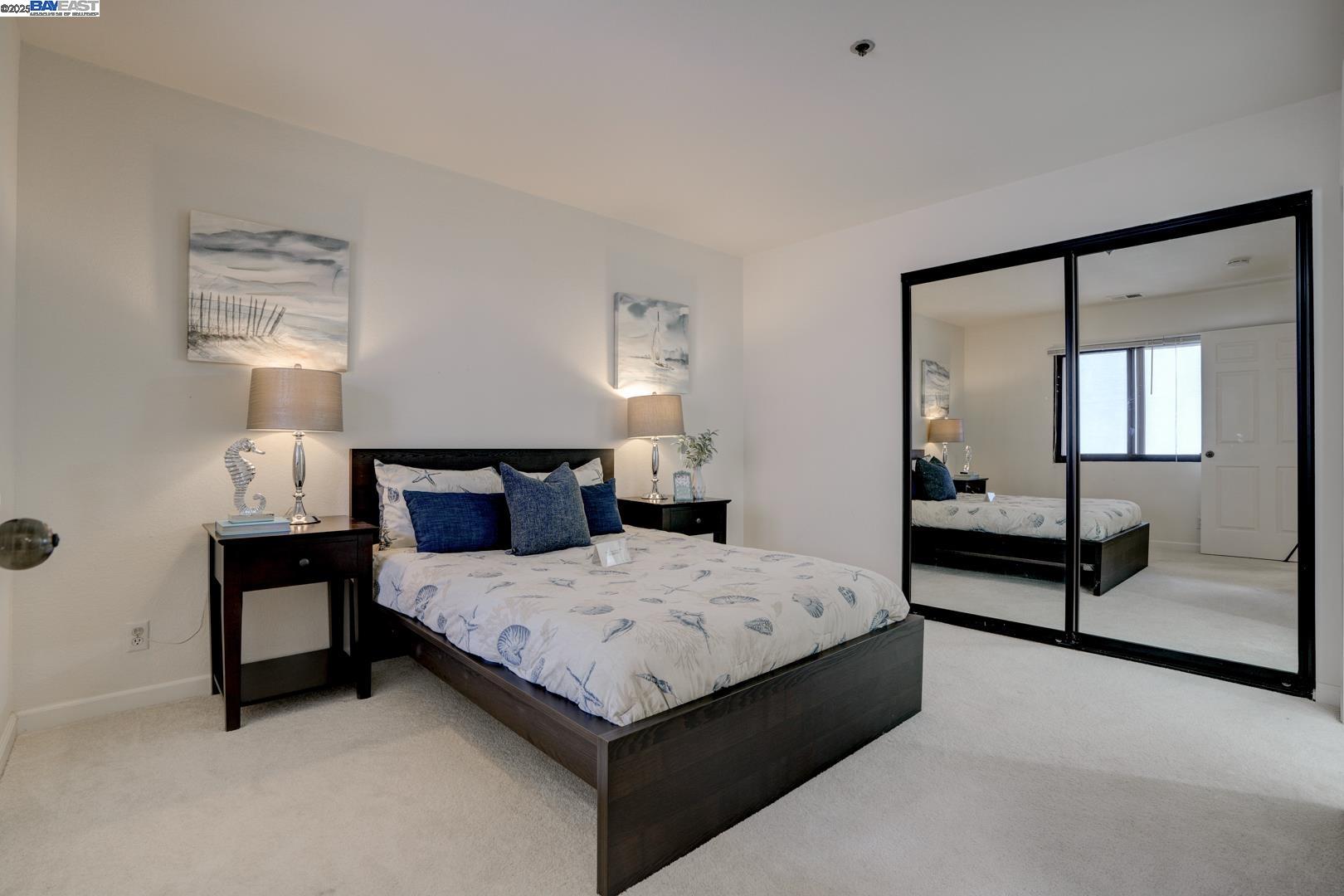 Detail Gallery Image 10 of 48 For 155 California Ave #G200,  Palo Alto,  CA 94306 - 2 Beds | 2/1 Baths