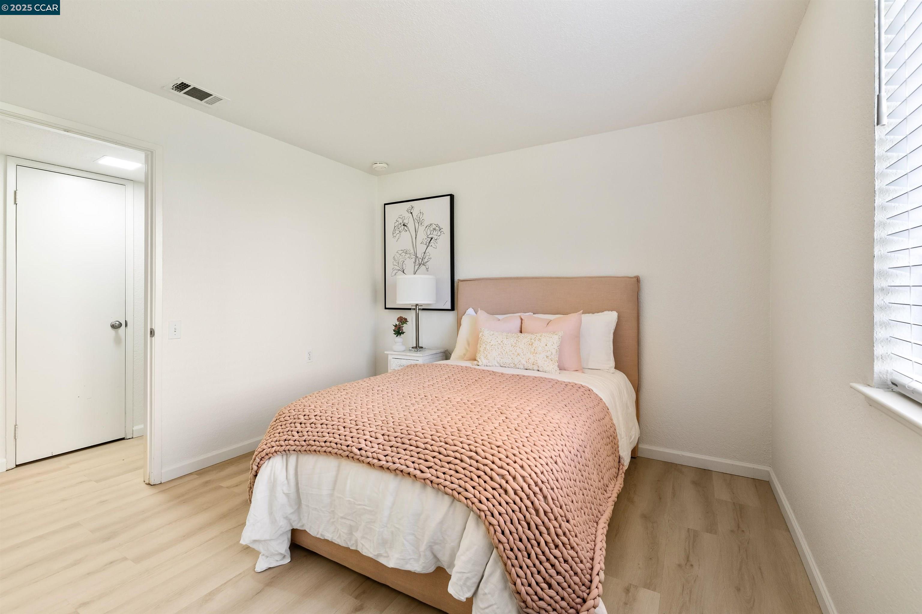 Detail Gallery Image 32 of 42 For 1019 Dornajo Way #110,  Sacramento,  CA 95825 - 2 Beds | 2 Baths
