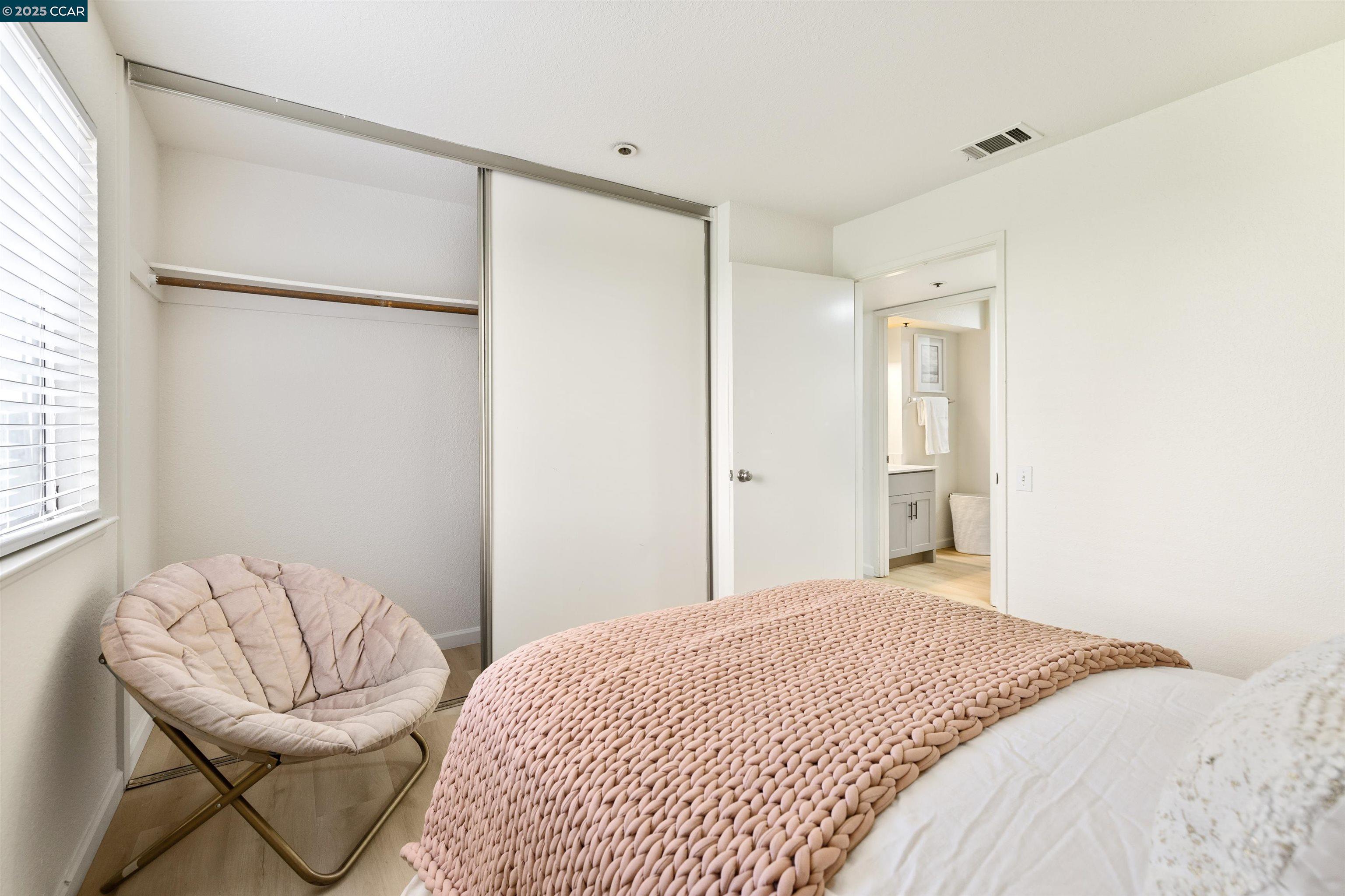 Detail Gallery Image 33 of 42 For 1019 Dornajo Way #110,  Sacramento,  CA 95825 - 2 Beds | 2 Baths