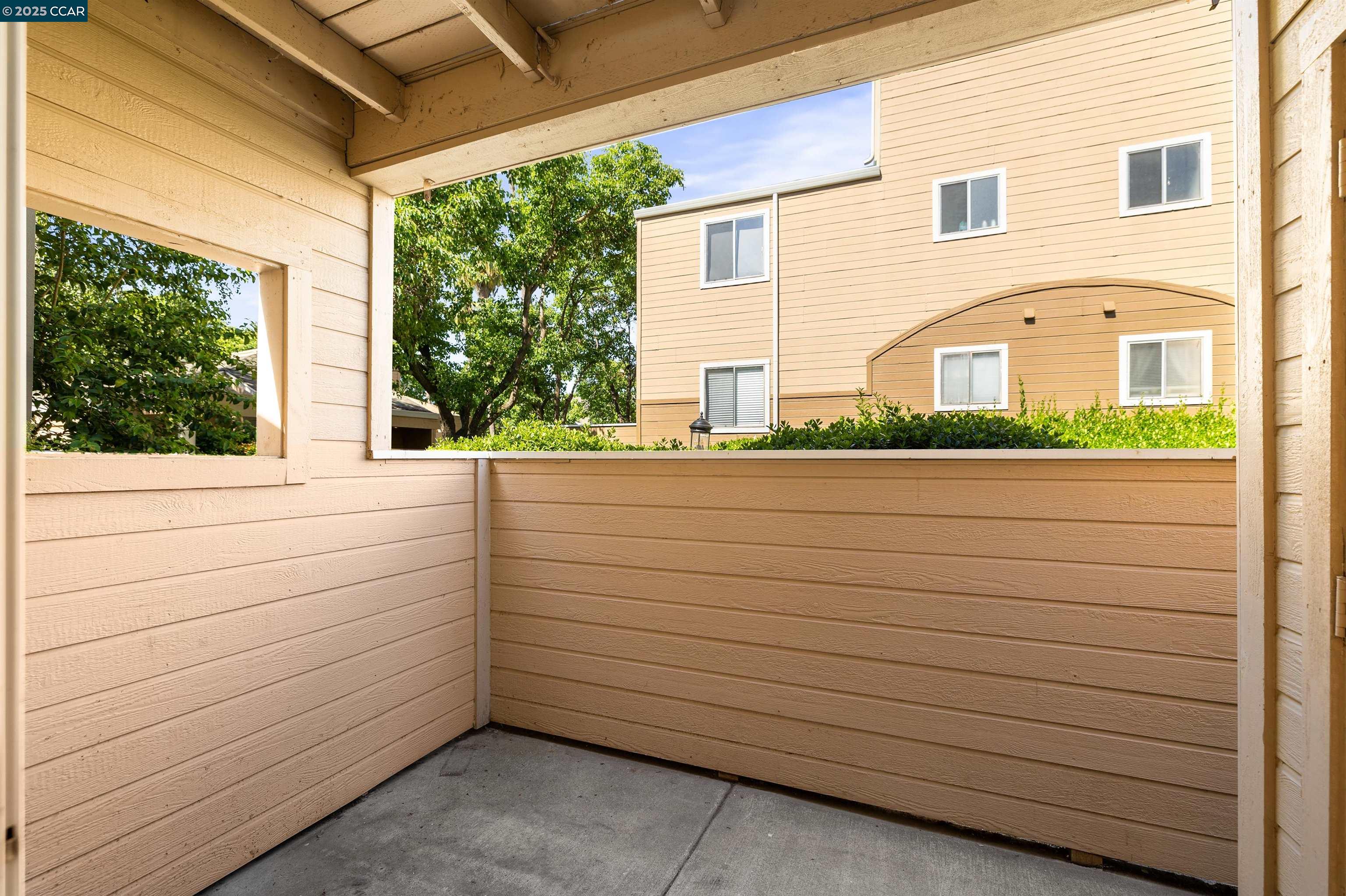 Detail Gallery Image 38 of 42 For 1019 Dornajo Way #110,  Sacramento,  CA 95825 - 2 Beds | 2 Baths