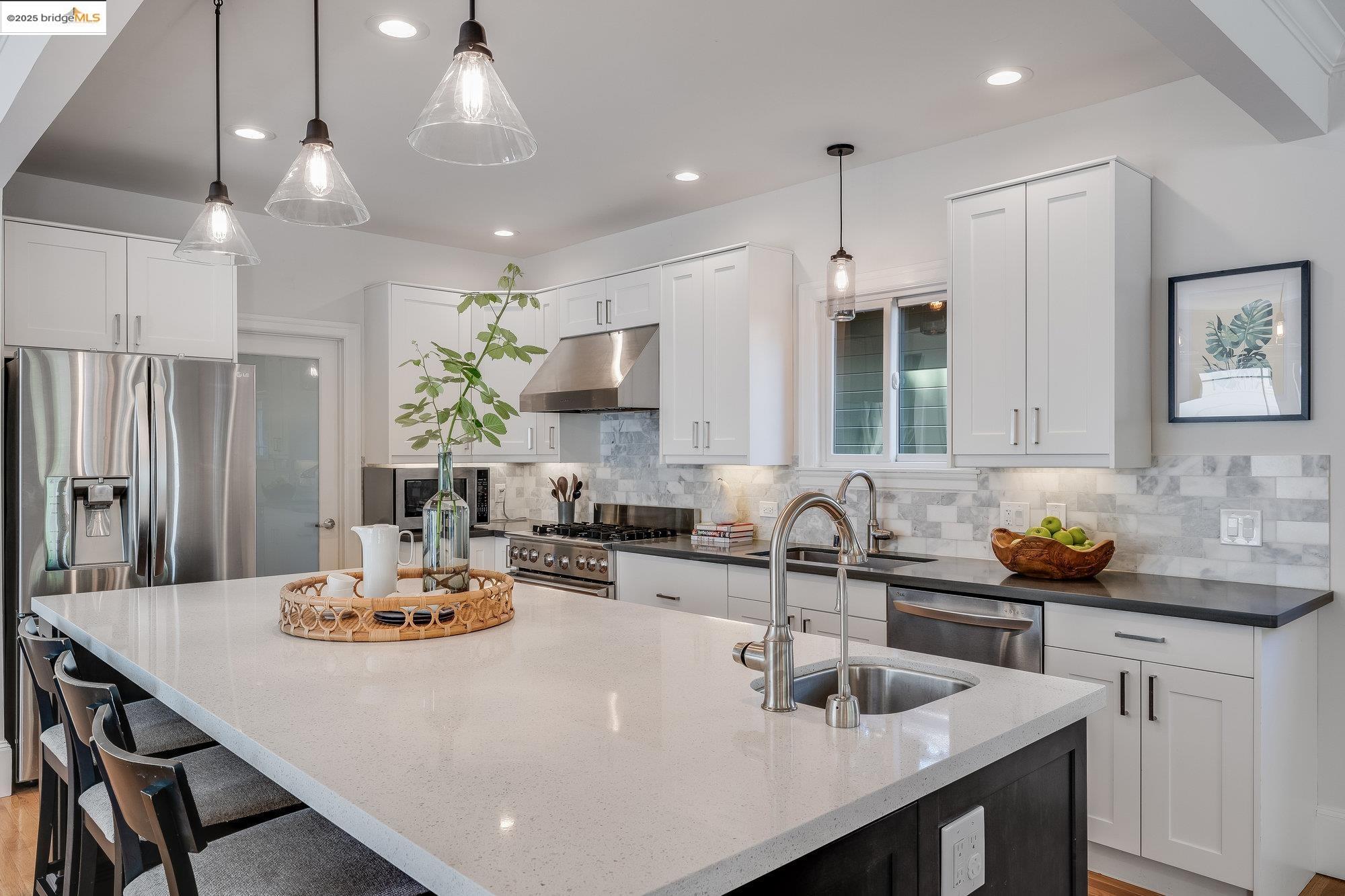 4057 Whittle Ave, Oakland, California 94602, 5 Bedrooms Bedrooms, 8 Rooms Rooms,2 BathroomsBathrooms,Residential,For Sale,4057 Whittle Ave,41097482