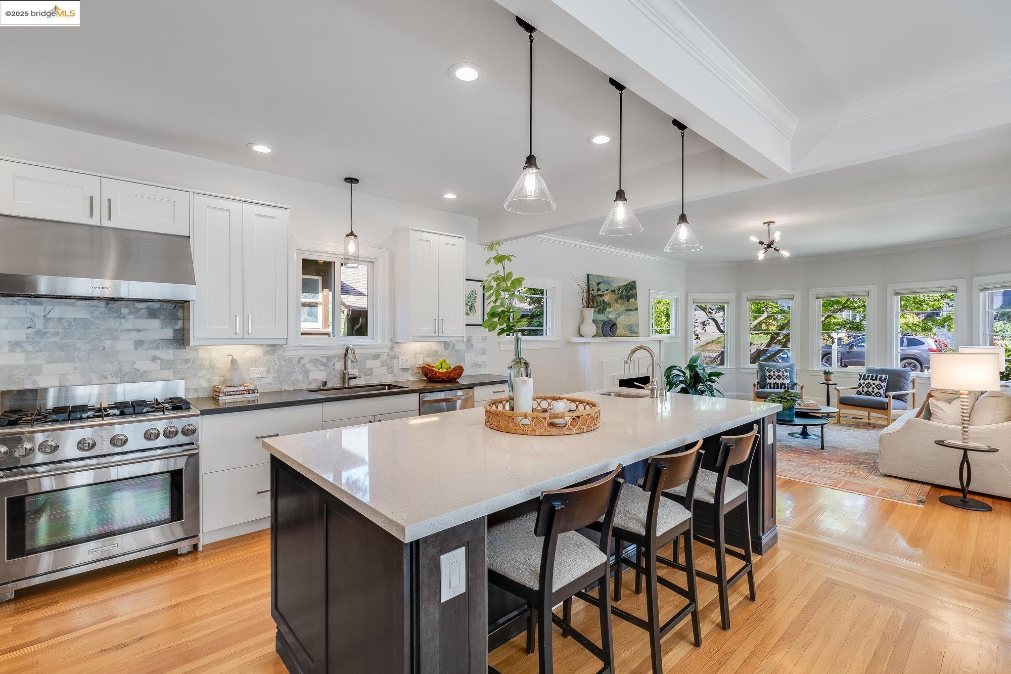 4057 Whittle Ave, Oakland, California 94602, 5 Bedrooms Bedrooms, 8 Rooms Rooms,2 BathroomsBathrooms,Residential,For Sale,4057 Whittle Ave,41097482