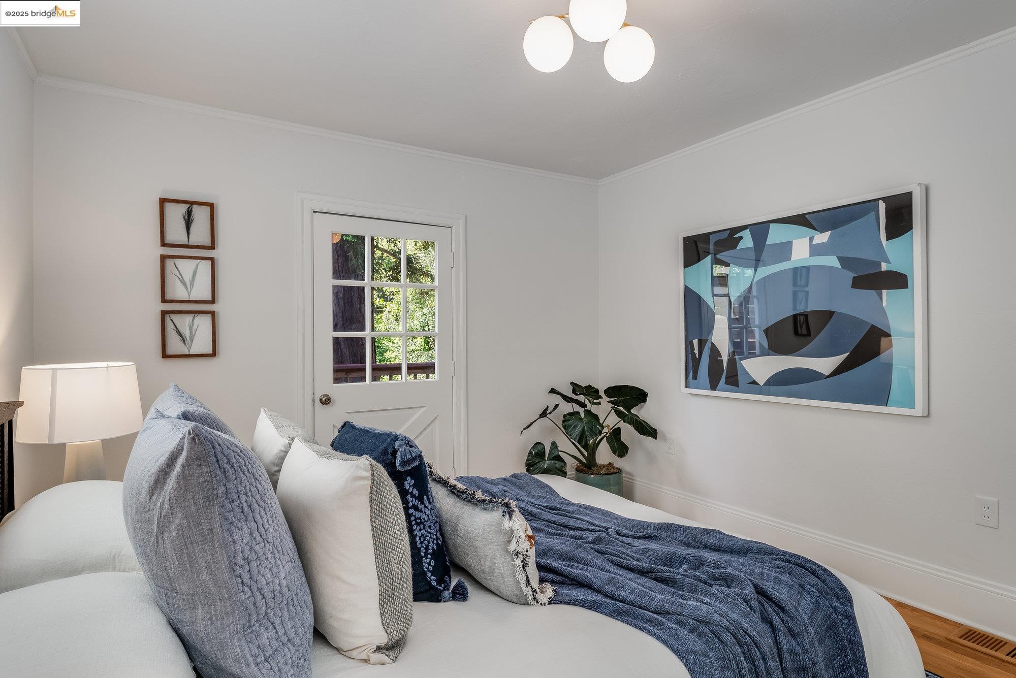4057 Whittle Ave, Oakland, California 94602, 5 Bedrooms Bedrooms, 8 Rooms Rooms,2 BathroomsBathrooms,Residential,For Sale,4057 Whittle Ave,41097482
