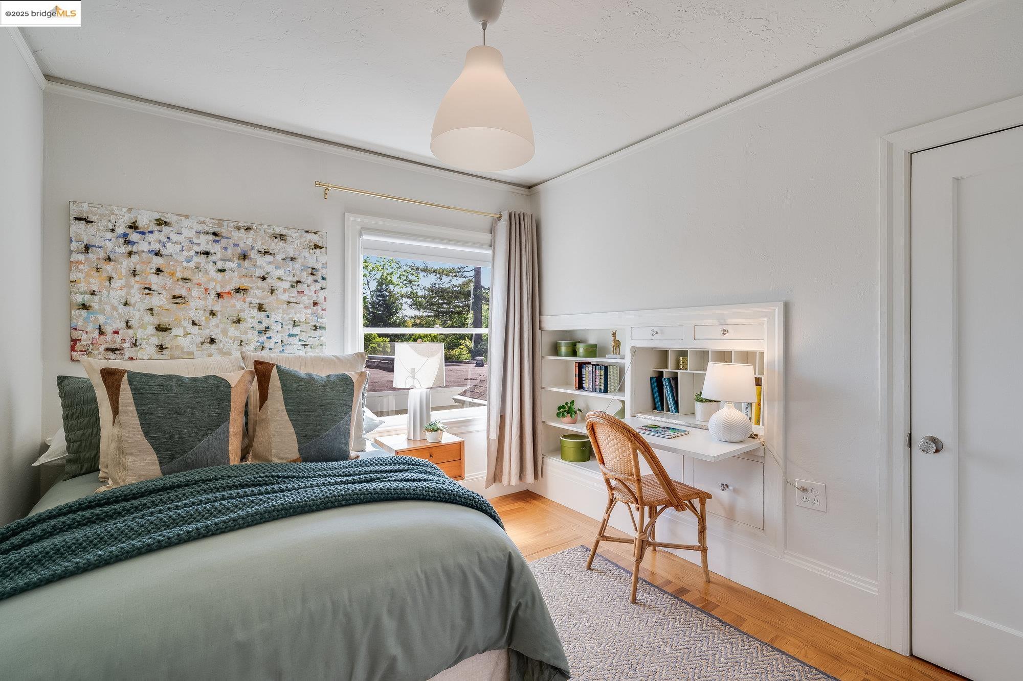 4057 Whittle Ave, Oakland, California 94602, 5 Bedrooms Bedrooms, 8 Rooms Rooms,2 BathroomsBathrooms,Residential,For Sale,4057 Whittle Ave,41097482