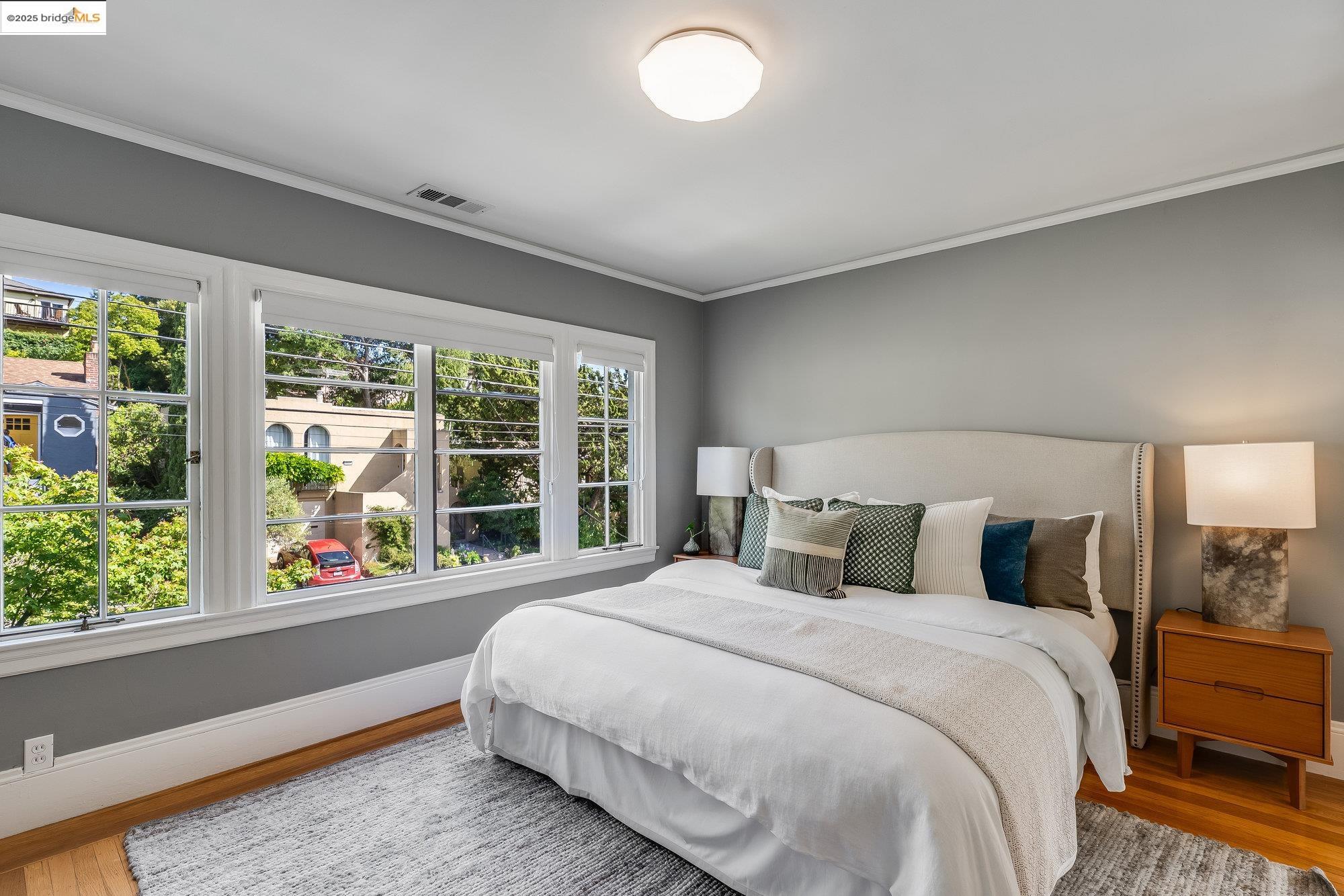 4057 Whittle Ave, Oakland, California 94602, 5 Bedrooms Bedrooms, 8 Rooms Rooms,2 BathroomsBathrooms,Residential,For Sale,4057 Whittle Ave,41097482