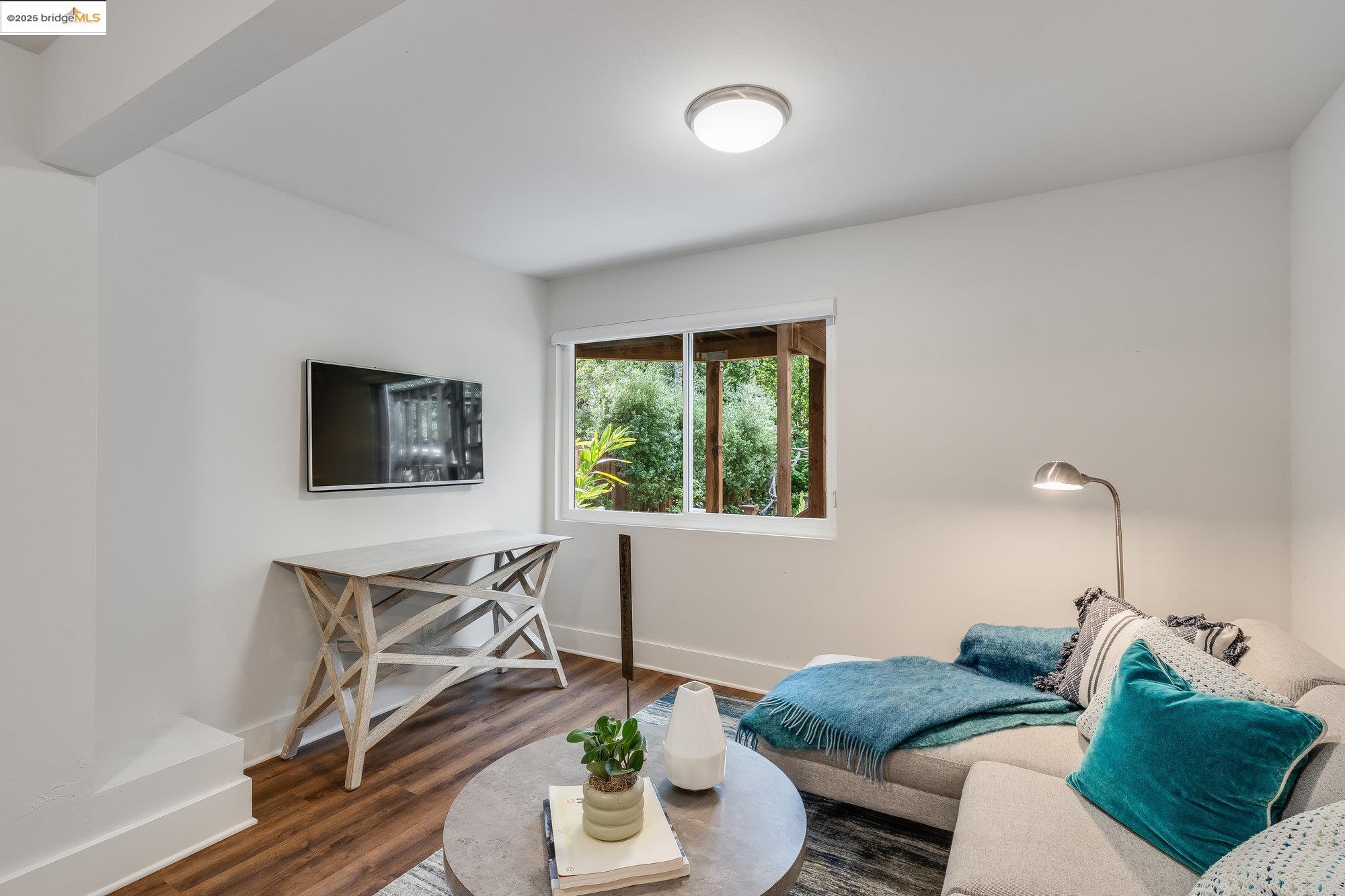 4057 Whittle Ave, Oakland, California 94602, 5 Bedrooms Bedrooms, 8 Rooms Rooms,2 BathroomsBathrooms,Residential,For Sale,4057 Whittle Ave,41097482