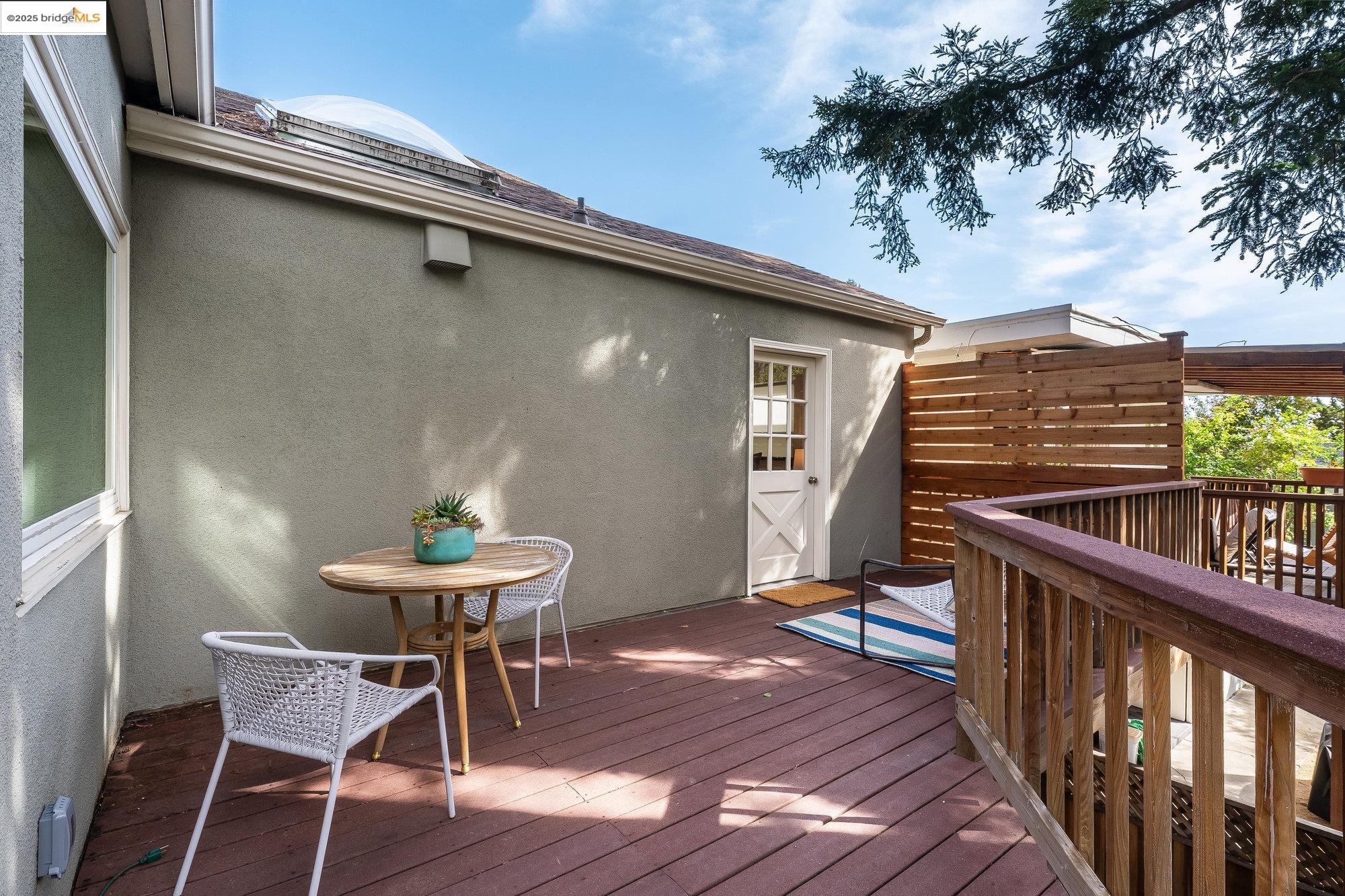 4057 Whittle Ave, Oakland, California 94602, 5 Bedrooms Bedrooms, 8 Rooms Rooms,2 BathroomsBathrooms,Residential,For Sale,4057 Whittle Ave,41097482