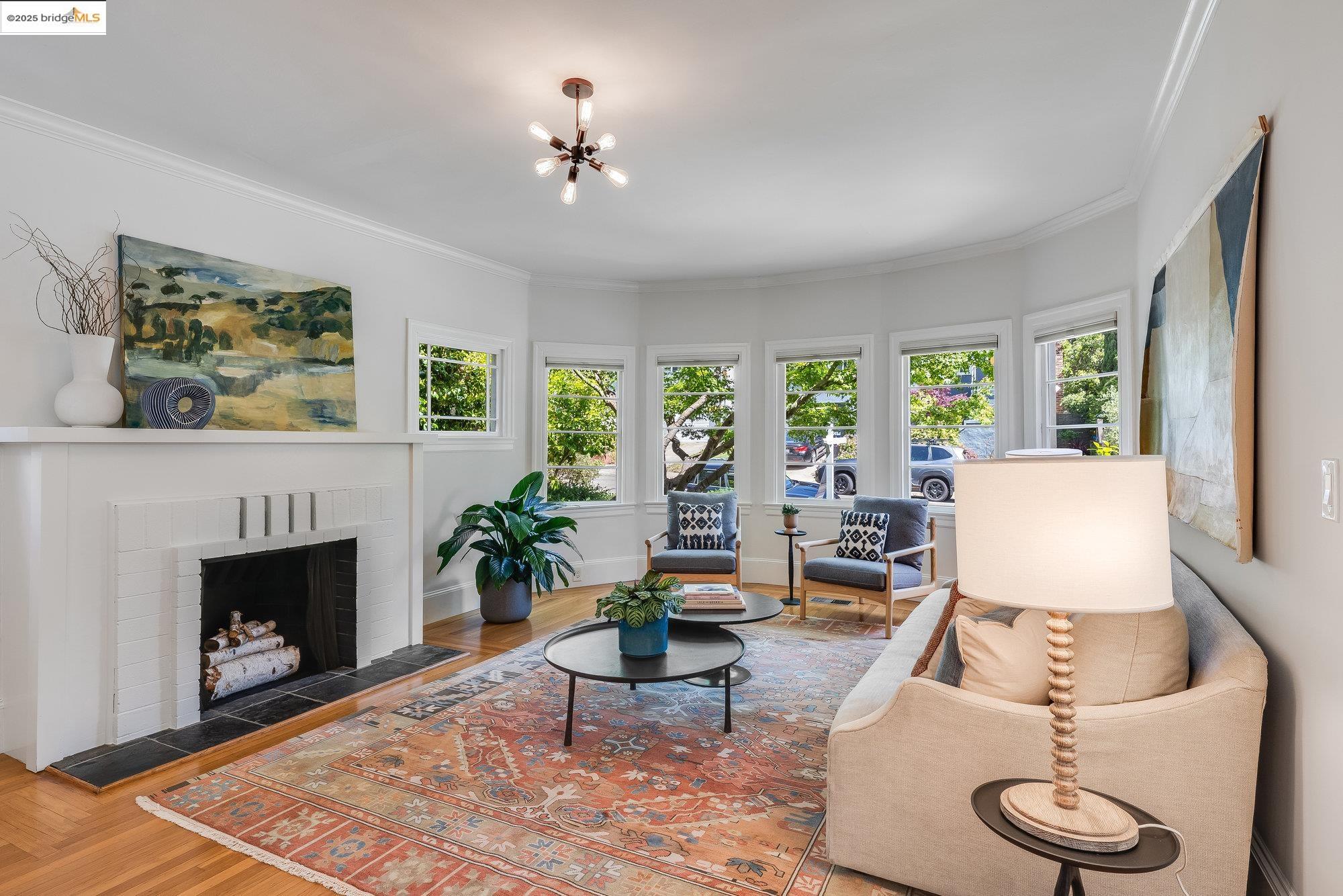 4057 Whittle Ave, Oakland, California 94602, 5 Bedrooms Bedrooms, 8 Rooms Rooms,2 BathroomsBathrooms,Residential,For Sale,4057 Whittle Ave,41097482