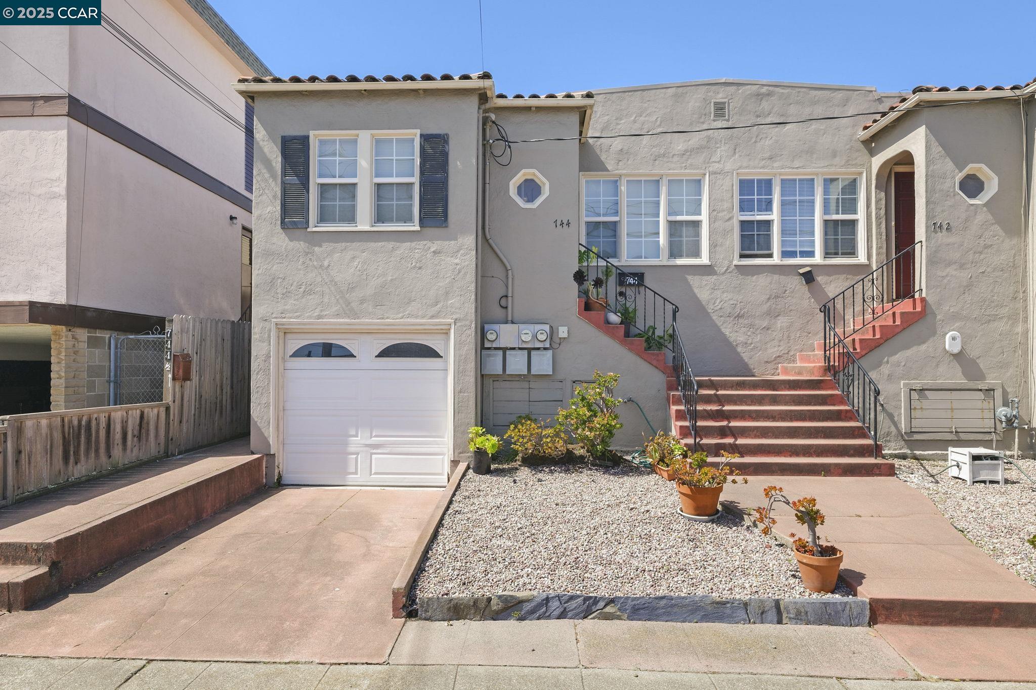 Detail Gallery Image 2 of 60 For 742 Adams Street, Albany,  CA 94706-1110 - – Beds | – Baths