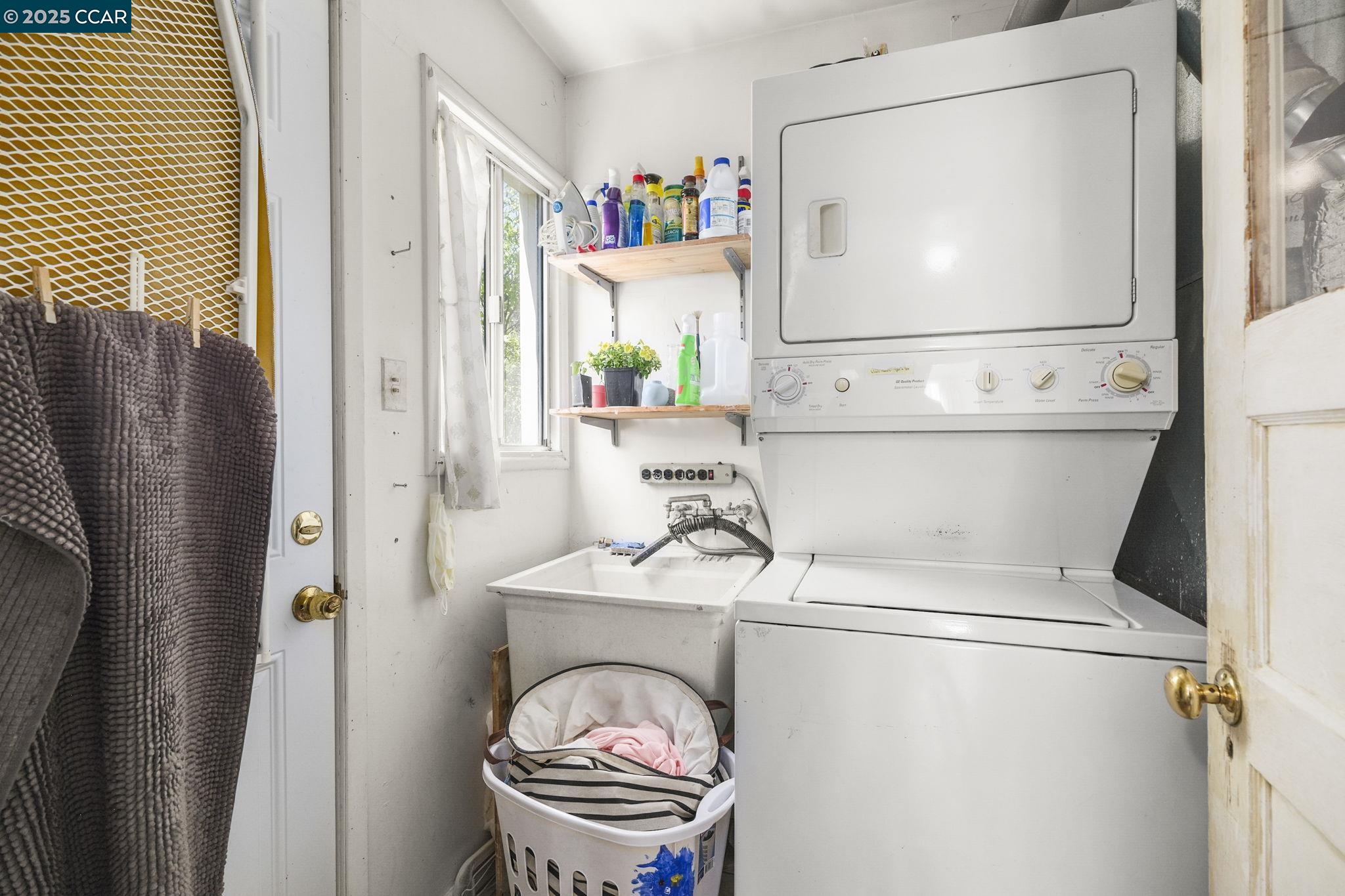 Detail Gallery Image 18 of 60 For 742 Adams Street, Albany,  CA 94706-1110 - – Beds | – Baths