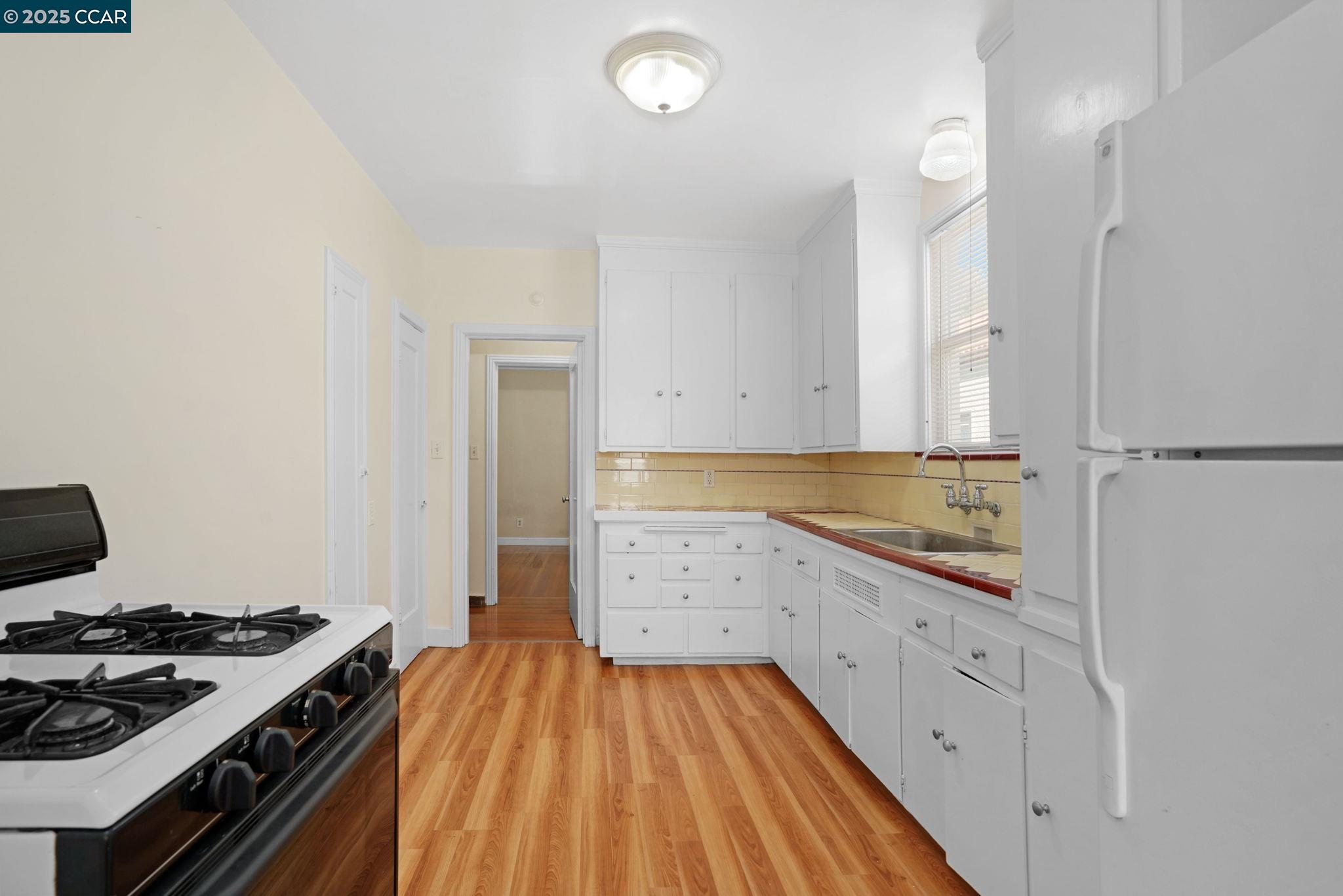 Detail Gallery Image 31 of 60 For 742 Adams Street, Albany,  CA 94706-1110 - – Beds | – Baths