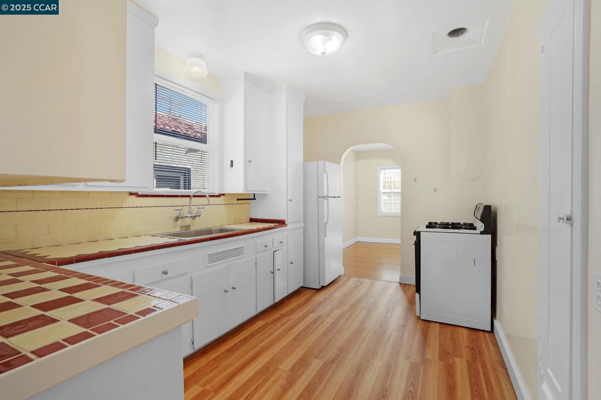 Detail Gallery Image 32 of 60 For 742 Adams Street, Albany,  CA 94706-1110 - – Beds | – Baths