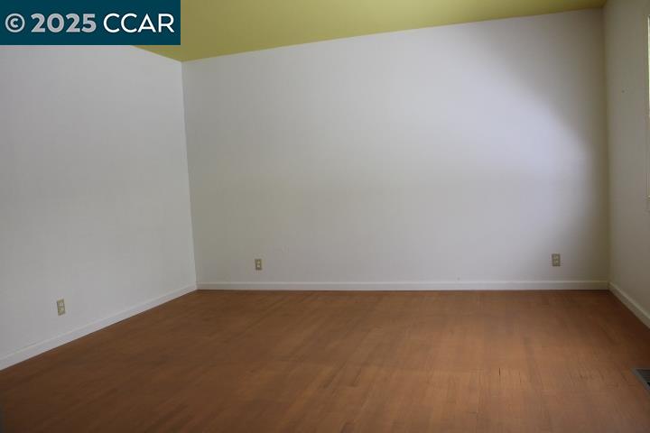 Detail Gallery Image 16 of 35 For 2710 Doidge Ave, Pinole,  CA 94564 - 3 Beds | 2 Baths