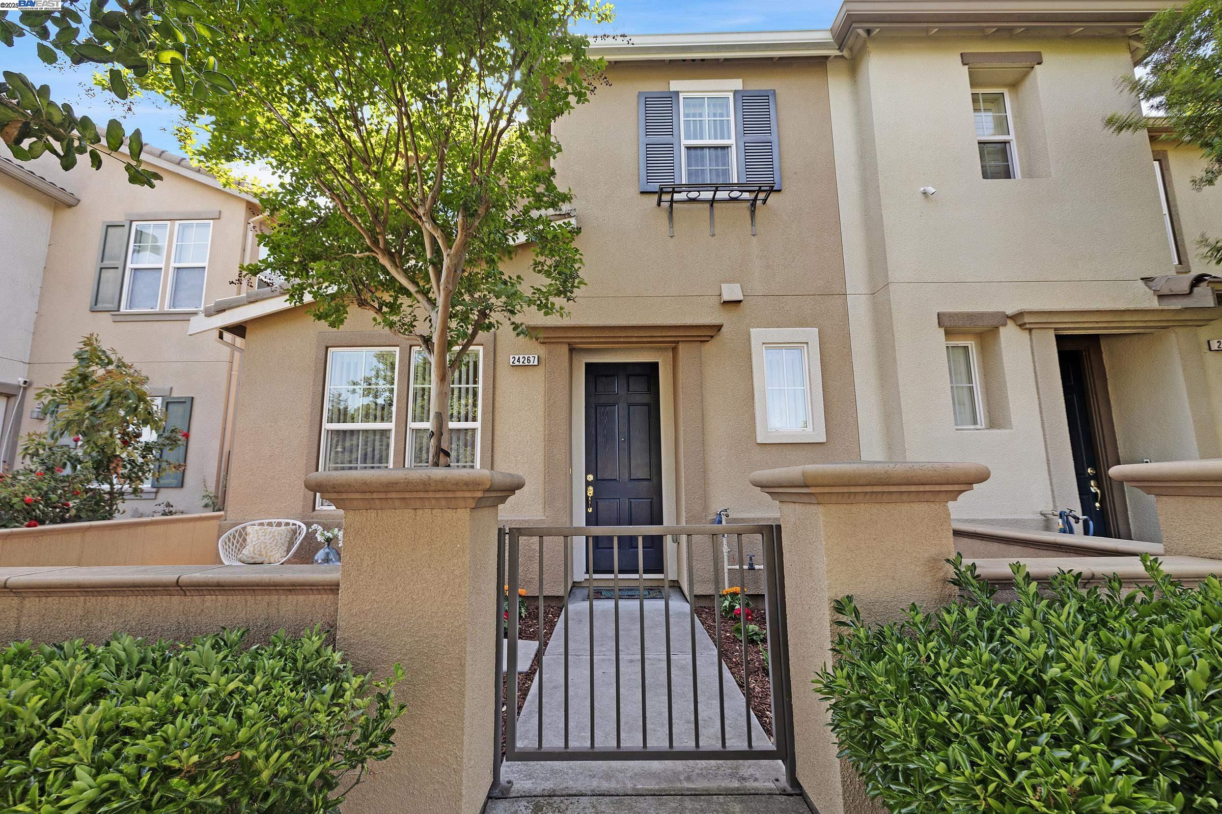 Detail Gallery Image 1 of 1 For 24267 Eden Ave, Hayward,  CA 94545 - 3 Beds | 2/1 Baths