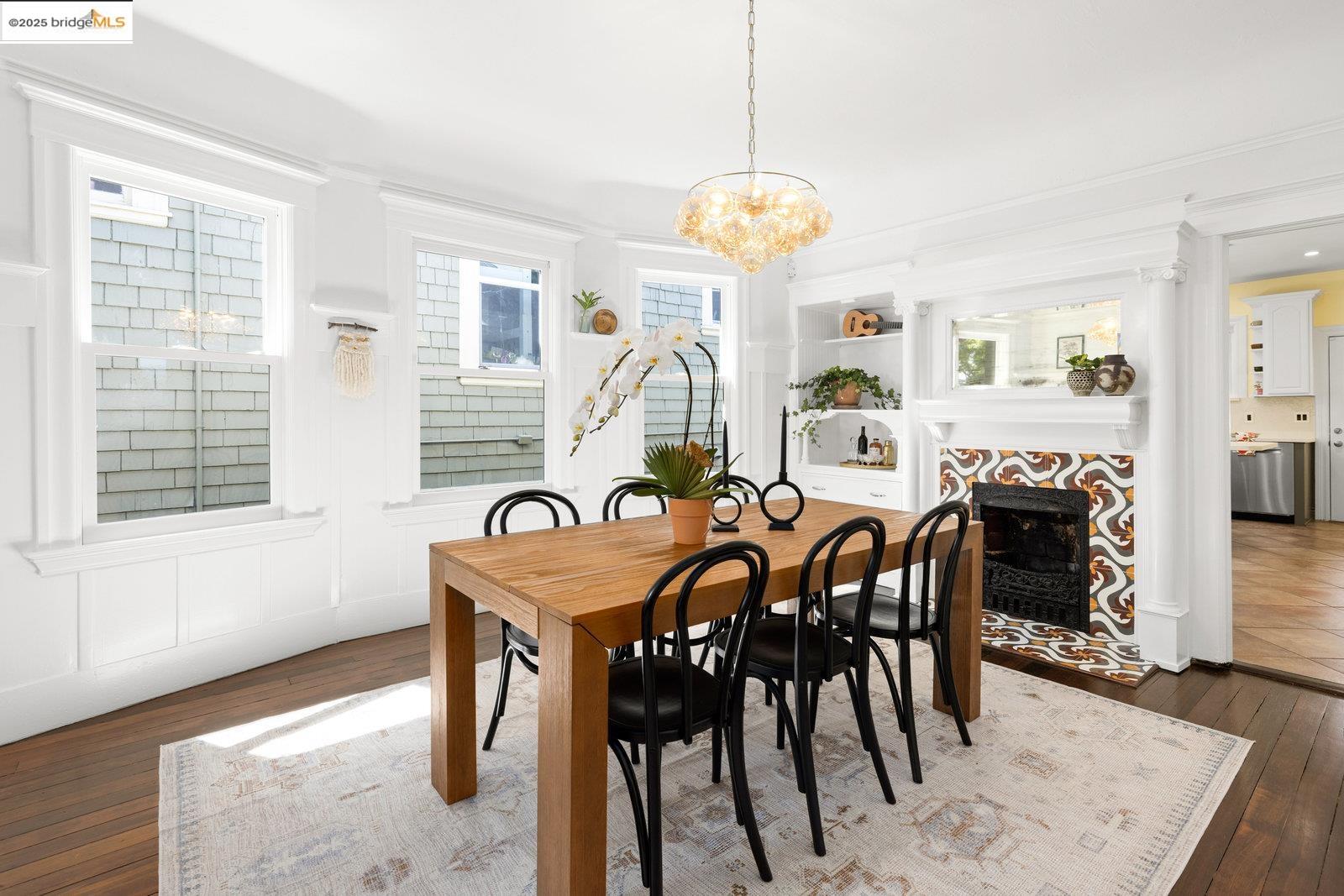 Detail Gallery Image 13 of 42 For 824 Arlington Avenue, Oakland,  CA 94608 - 2 Beds | 1 Baths