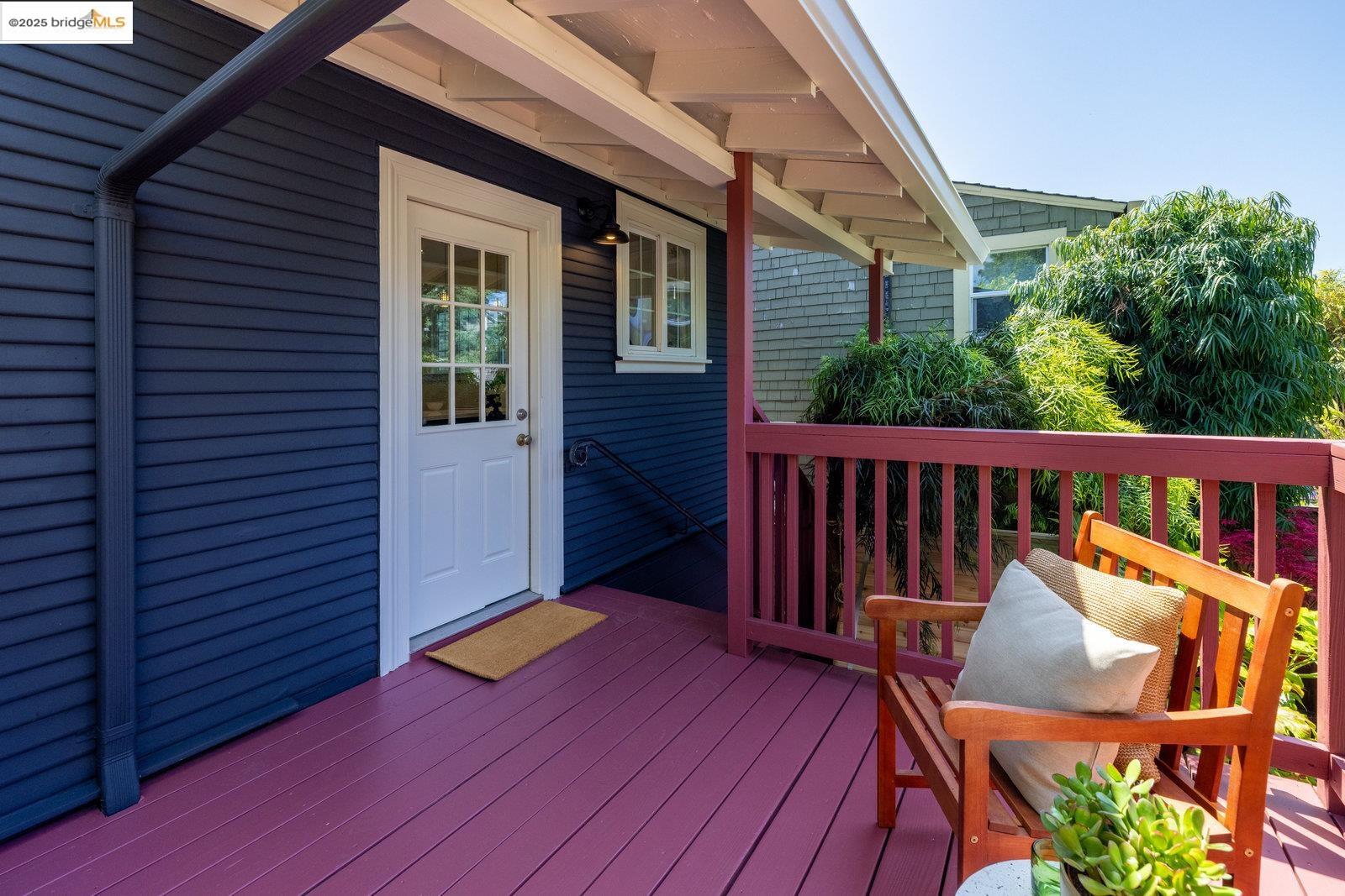 Detail Gallery Image 29 of 42 For 824 Arlington Avenue, Oakland,  CA 94608 - 2 Beds | 1 Baths