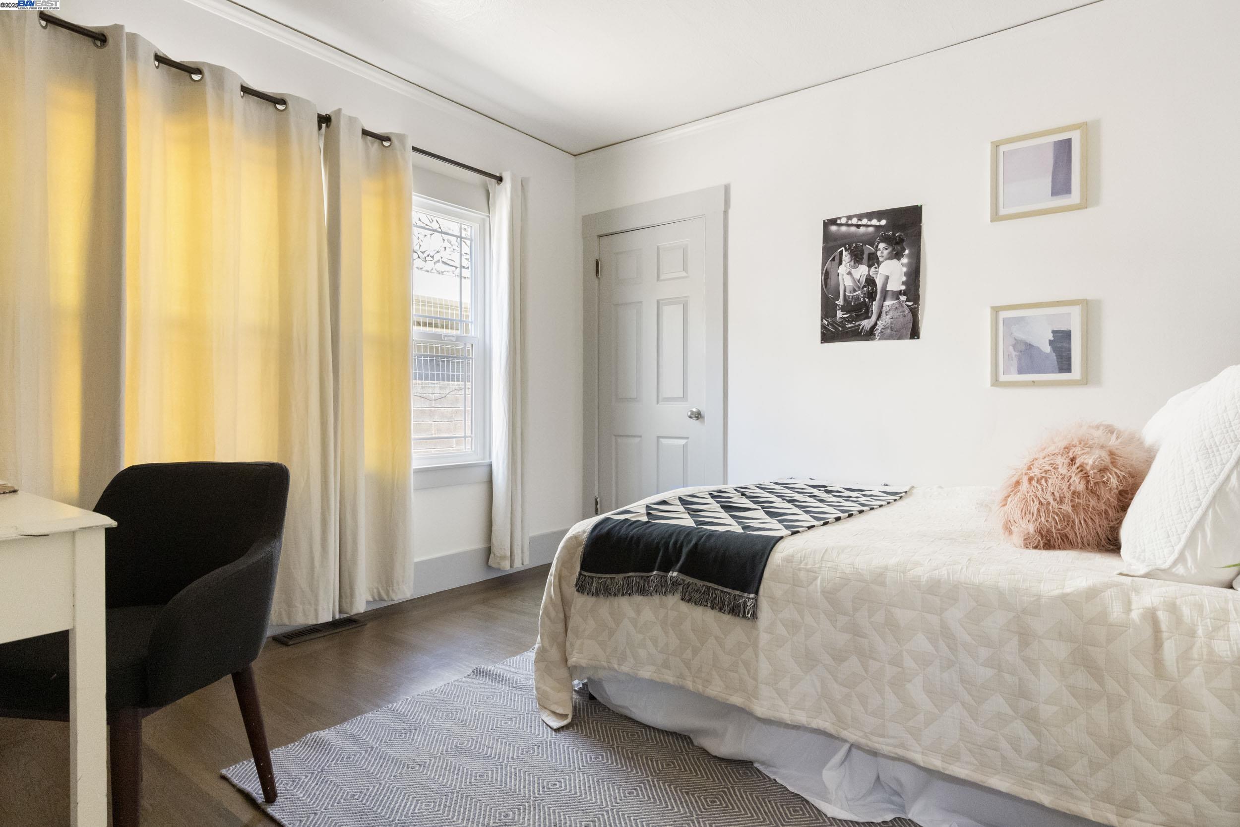 Detail Gallery Image 14 of 42 For 915 Curtis St, Albany,  CA 94706 - 3 Beds | 2 Baths