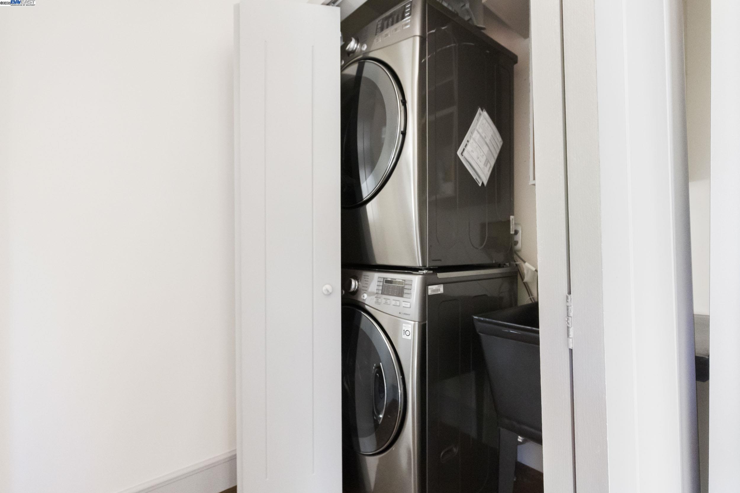 Detail Gallery Image 19 of 42 For 915 Curtis St, Albany,  CA 94706 - 3 Beds | 2 Baths
