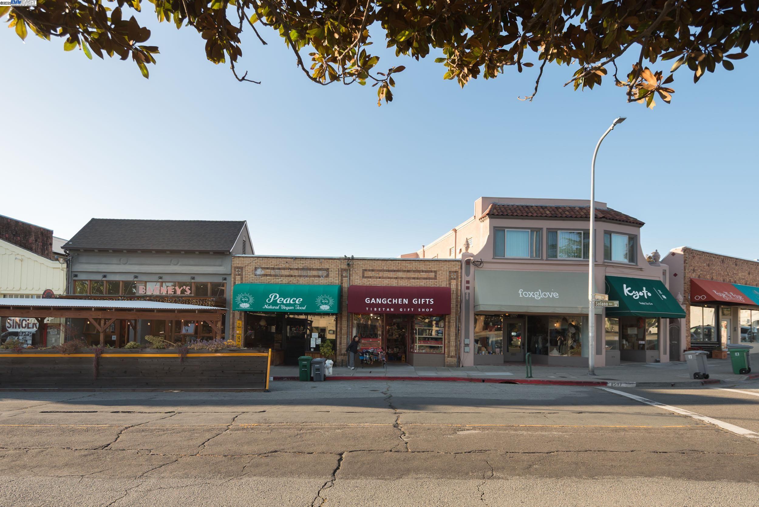 Detail Gallery Image 42 of 42 For 915 Curtis St, Albany,  CA 94706 - 3 Beds | 2 Baths