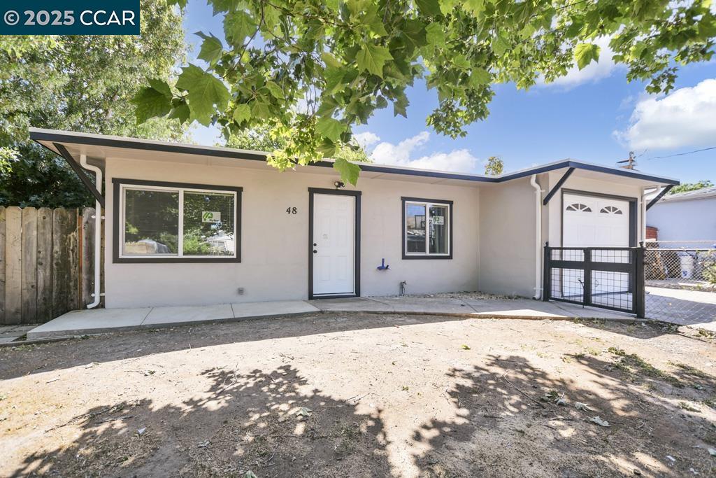 Detail Gallery Image 3 of 17 For 48 Surf View Dr, Bay Point,  CA 94565 - 3 Beds | 1 Baths