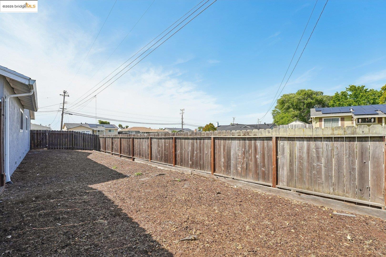 Detail Gallery Image 20 of 24 For 2092 Cypress Ave, San Pablo,  CA 94806 - 4 Beds | 2 Baths