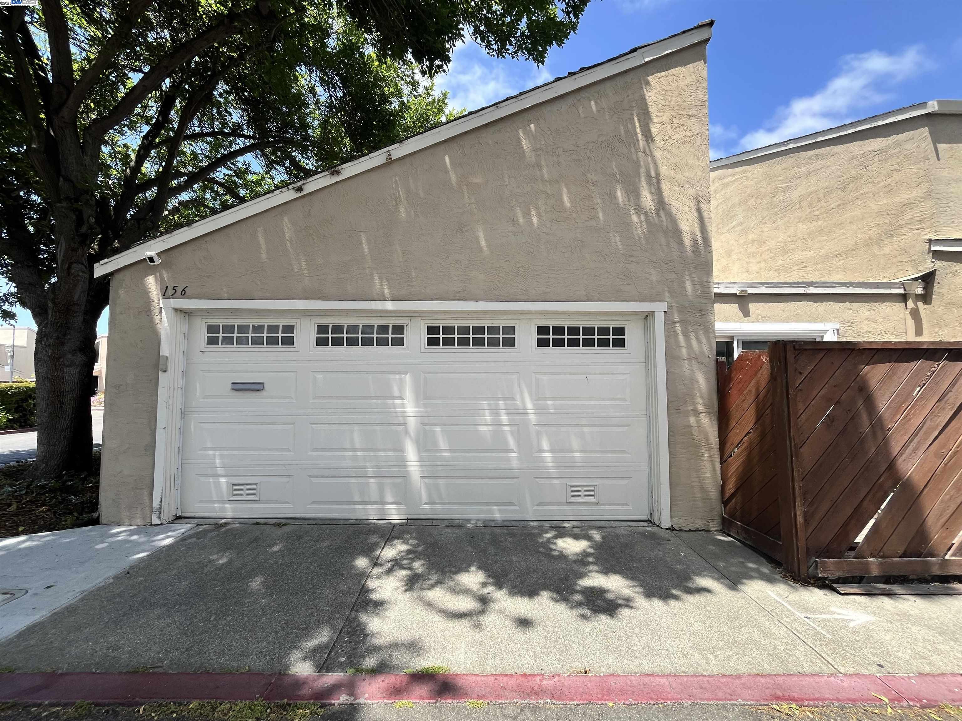 Detail Gallery Image 2 of 23 For 156 Briarwood Dr, Hayward,  CA 94544 - 4 Beds | 3 Baths