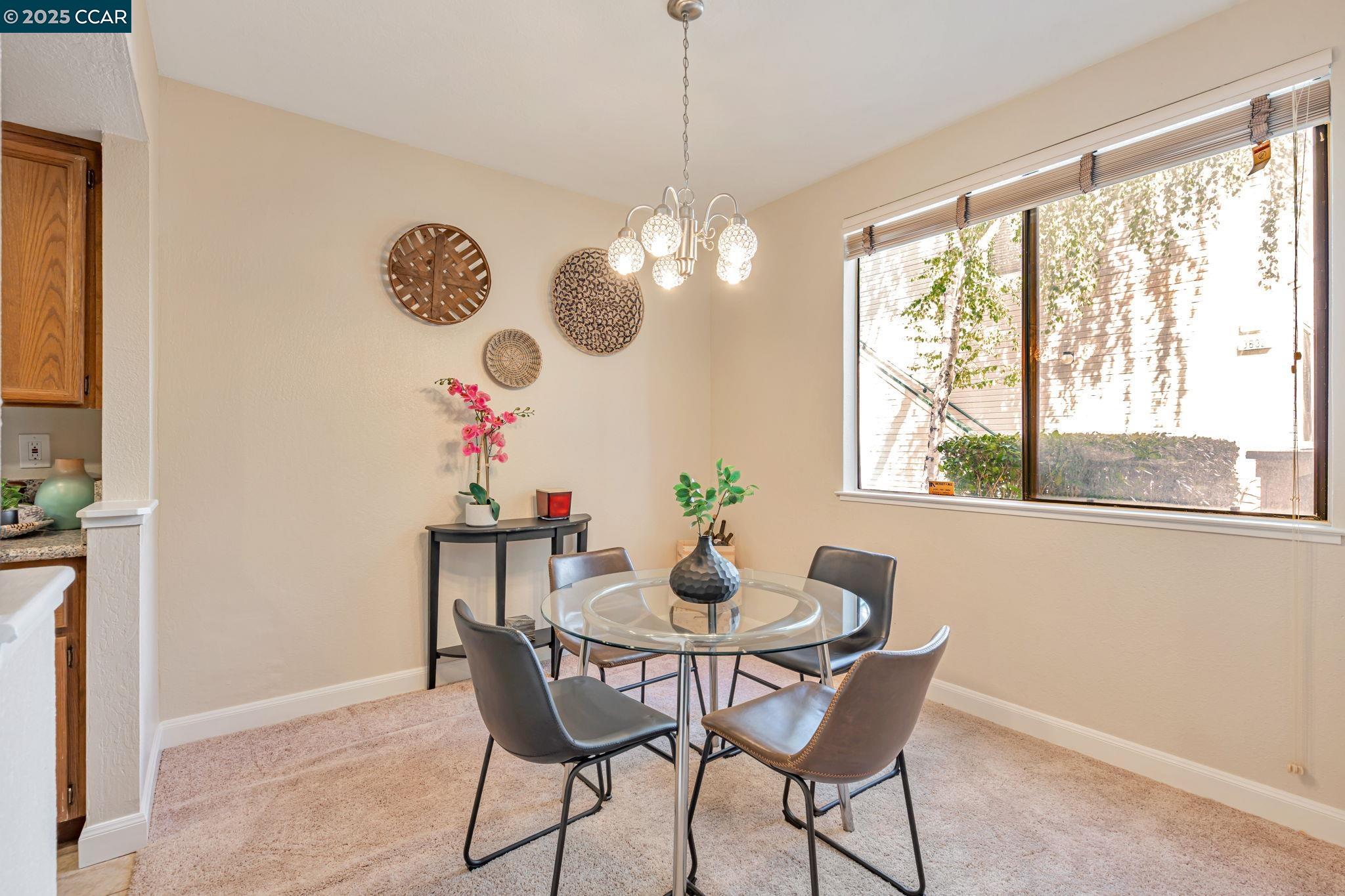 Detail Gallery Image 16 of 45 For 3616 Stoneglen S, Richmond,  CA 94806-5260 - 2 Beds | 2 Baths