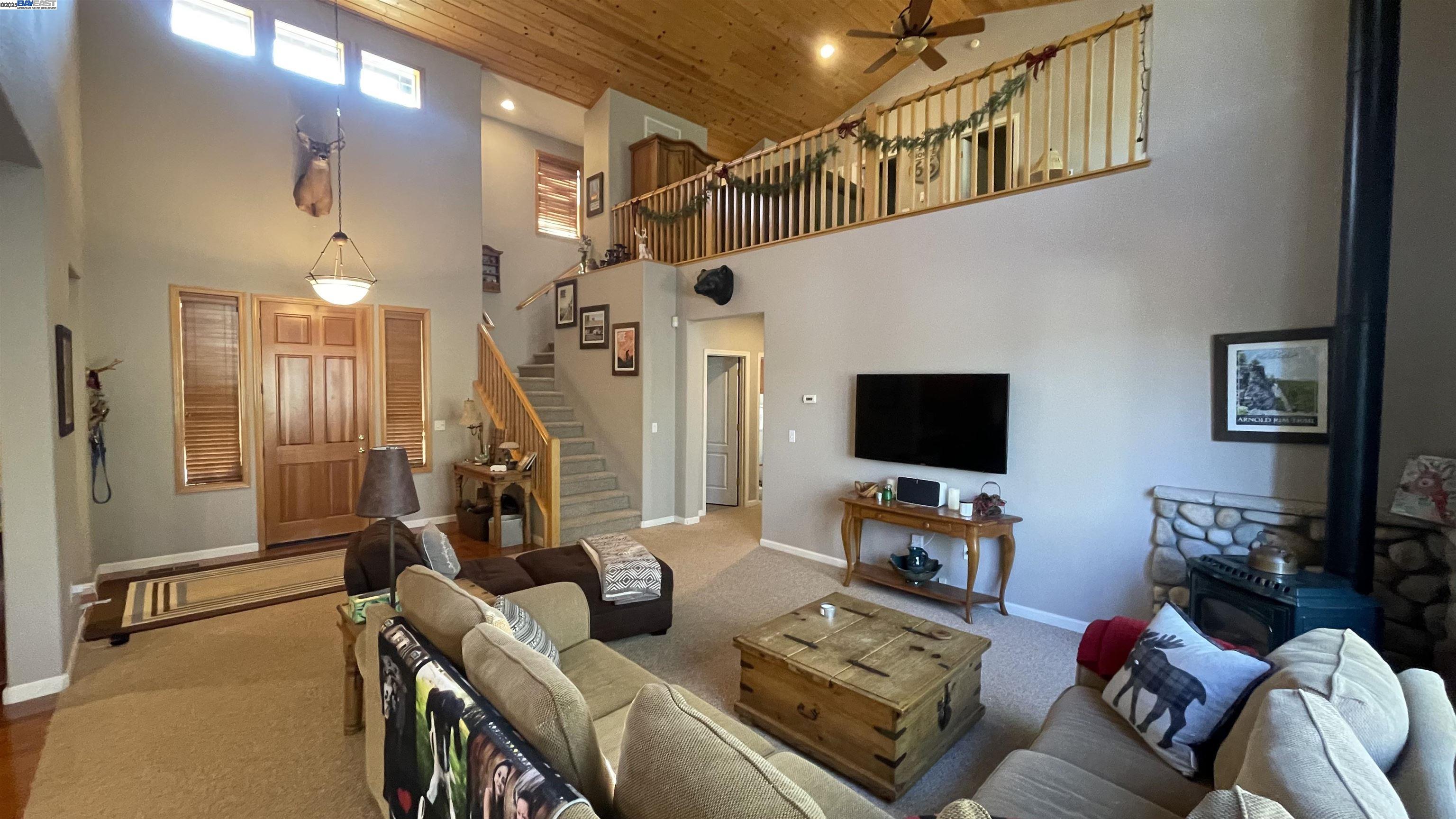 Detail Gallery Image 2 of 35 For 272 Bull Wacker Run, Arnold,  CA 95223 - 3 Beds | 2/1 Baths
