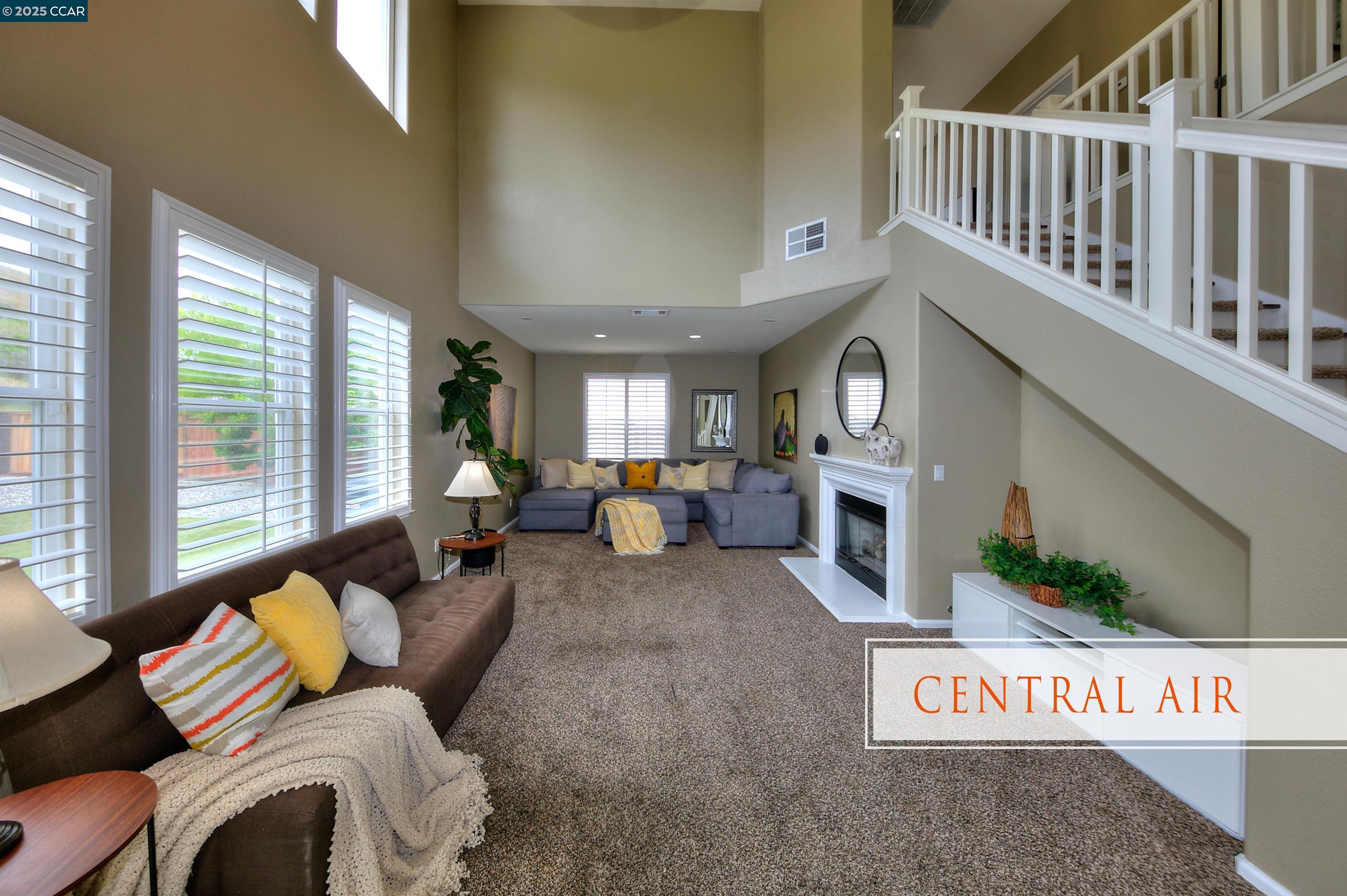 Detail Gallery Image 13 of 59 For 2927 Carlingford Ln, Vallejo,  CA 94591 - 4 Beds | 2/1 Baths