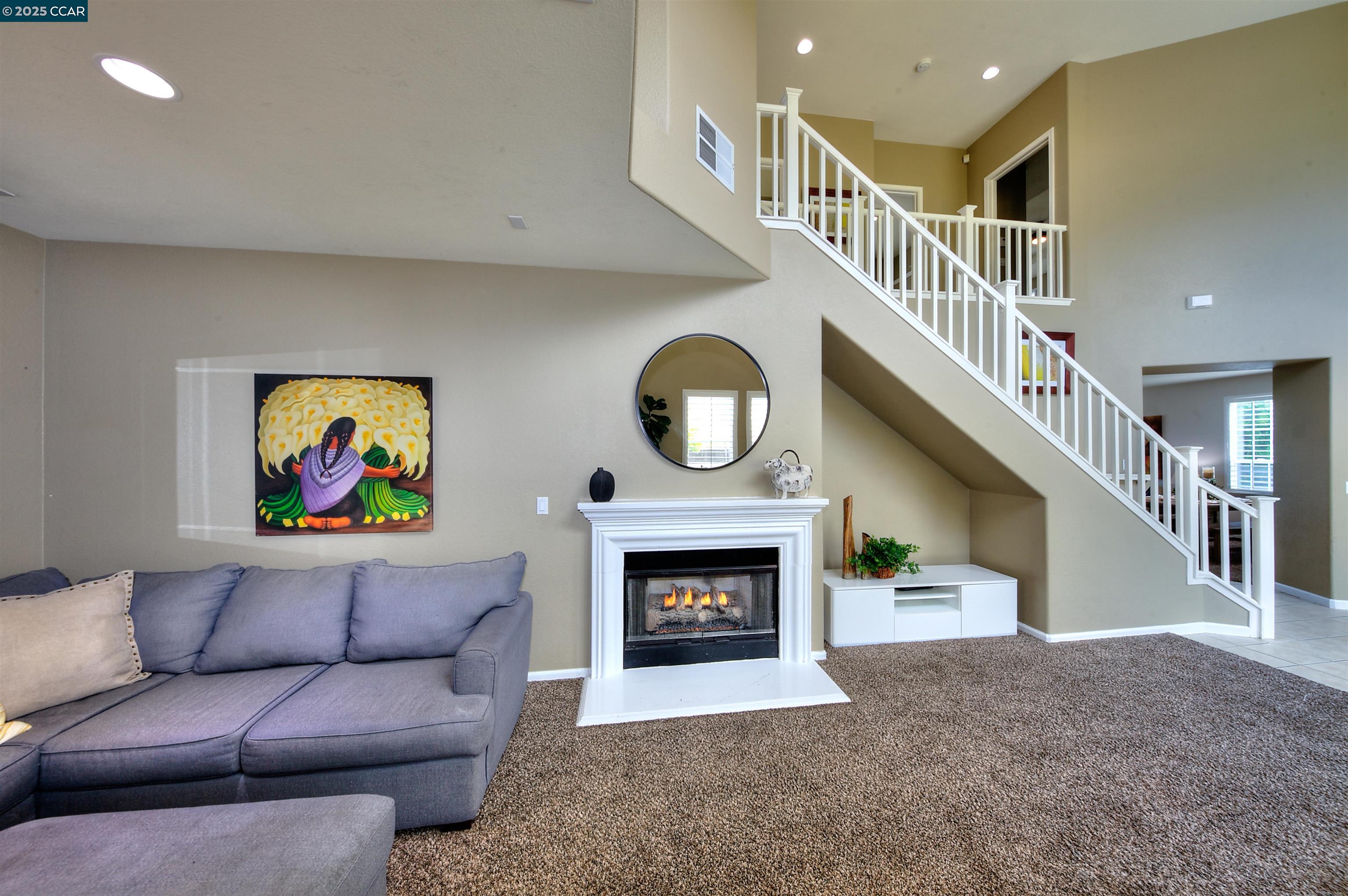 Detail Gallery Image 15 of 59 For 2927 Carlingford Ln, Vallejo,  CA 94591 - 4 Beds | 2/1 Baths