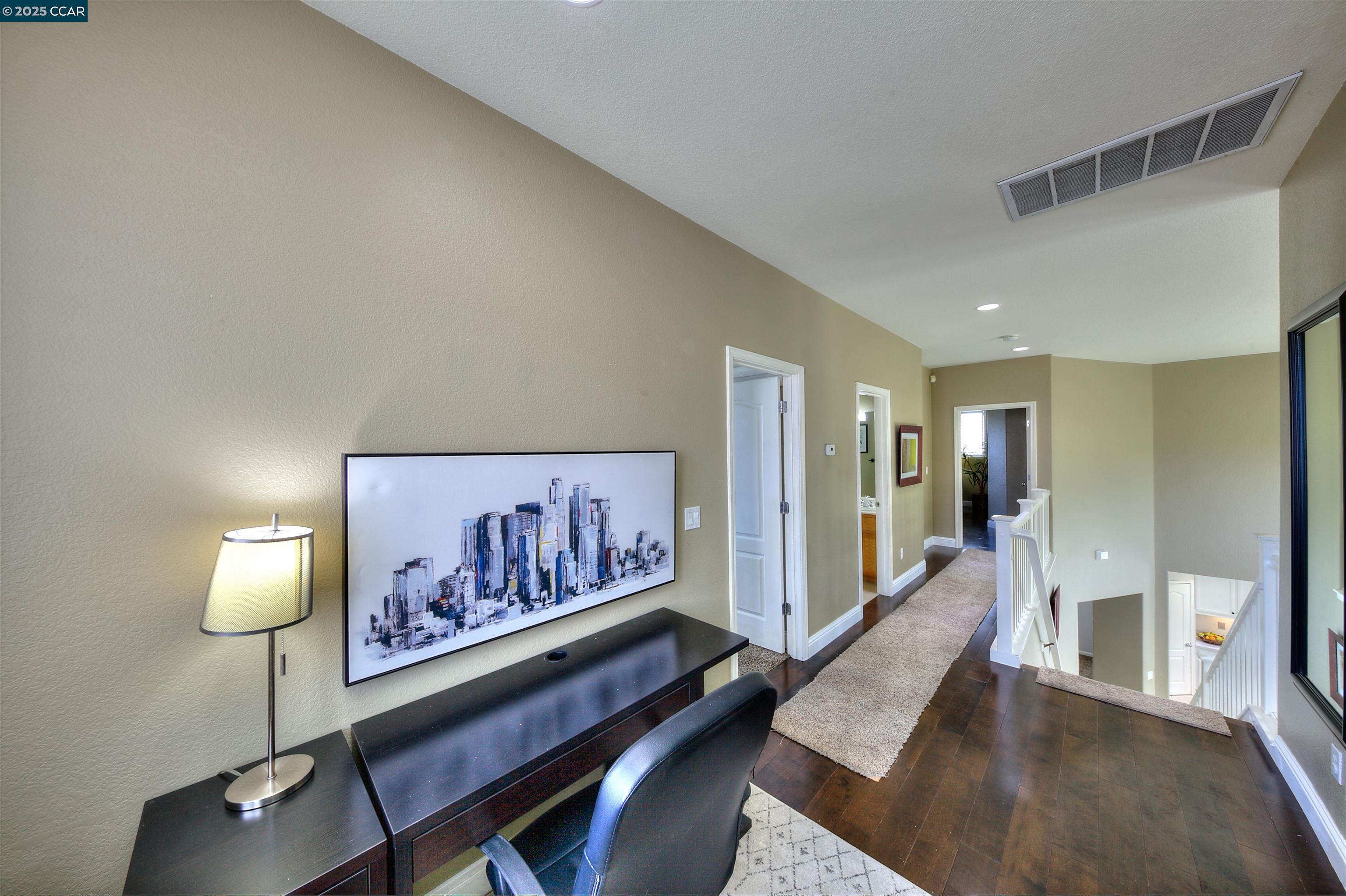 Detail Gallery Image 20 of 59 For 2927 Carlingford Ln, Vallejo,  CA 94591 - 4 Beds | 2/1 Baths