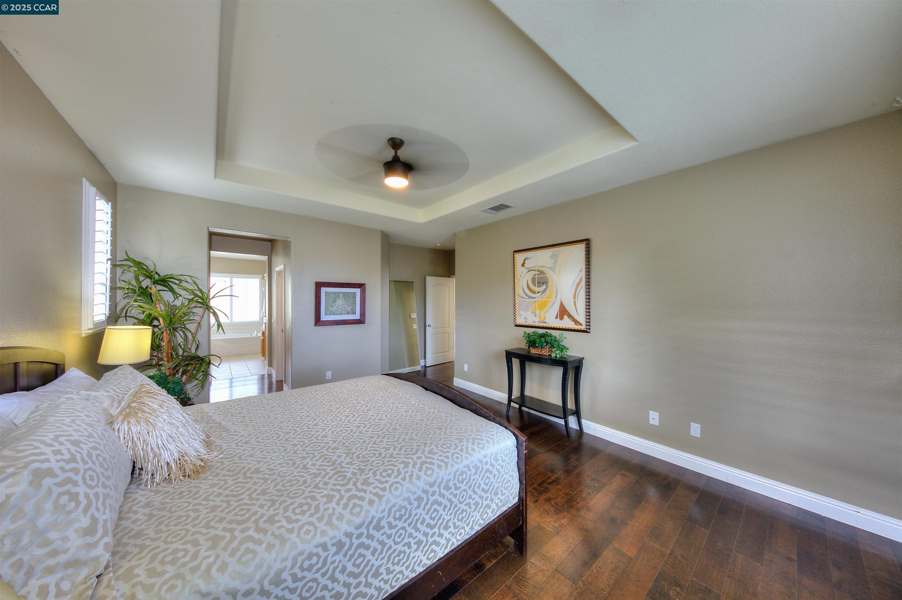 Detail Gallery Image 34 of 59 For 2927 Carlingford Ln, Vallejo,  CA 94591 - 4 Beds | 2/1 Baths