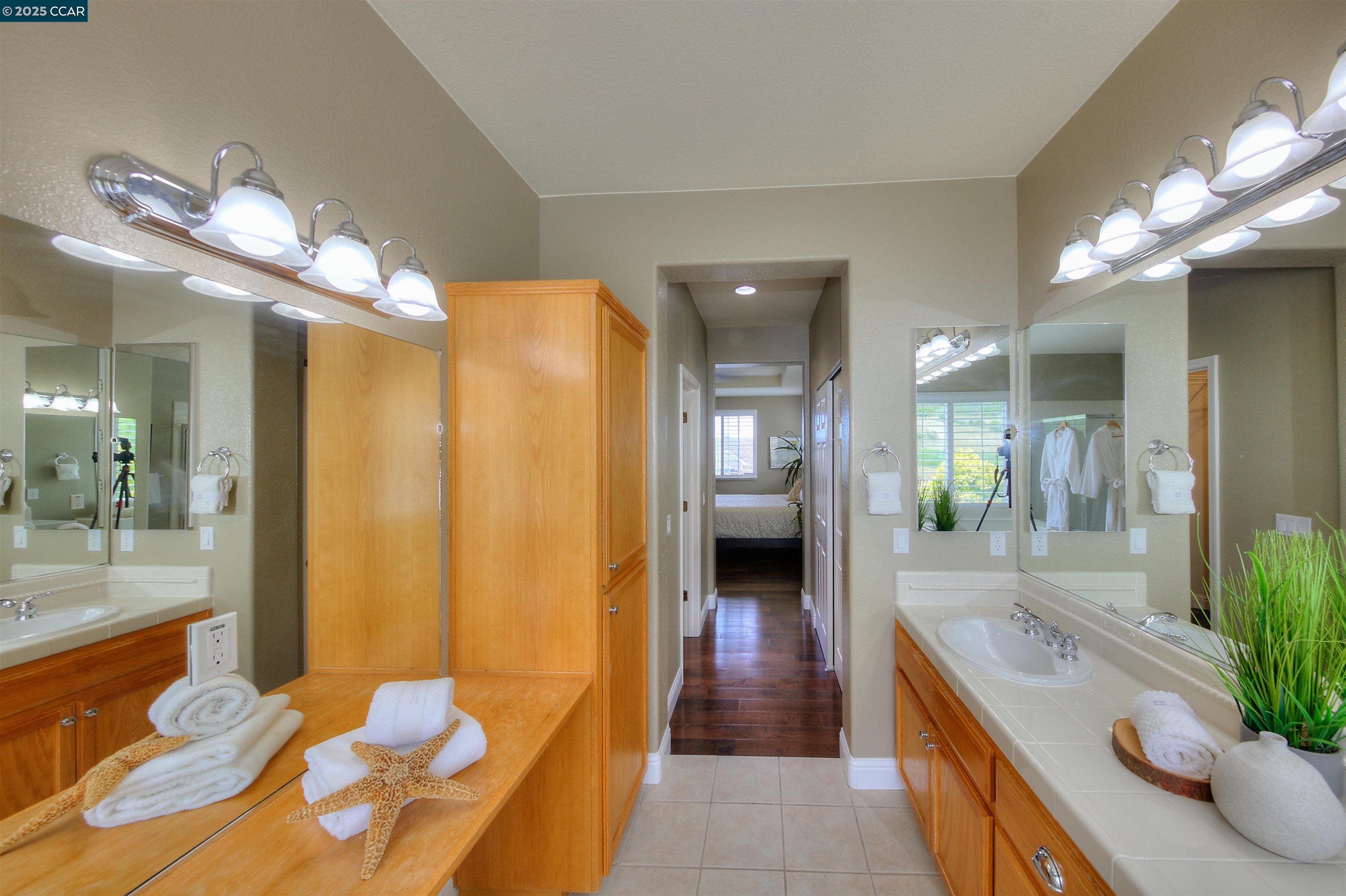 Detail Gallery Image 38 of 59 For 2927 Carlingford Ln, Vallejo,  CA 94591 - 4 Beds | 2/1 Baths