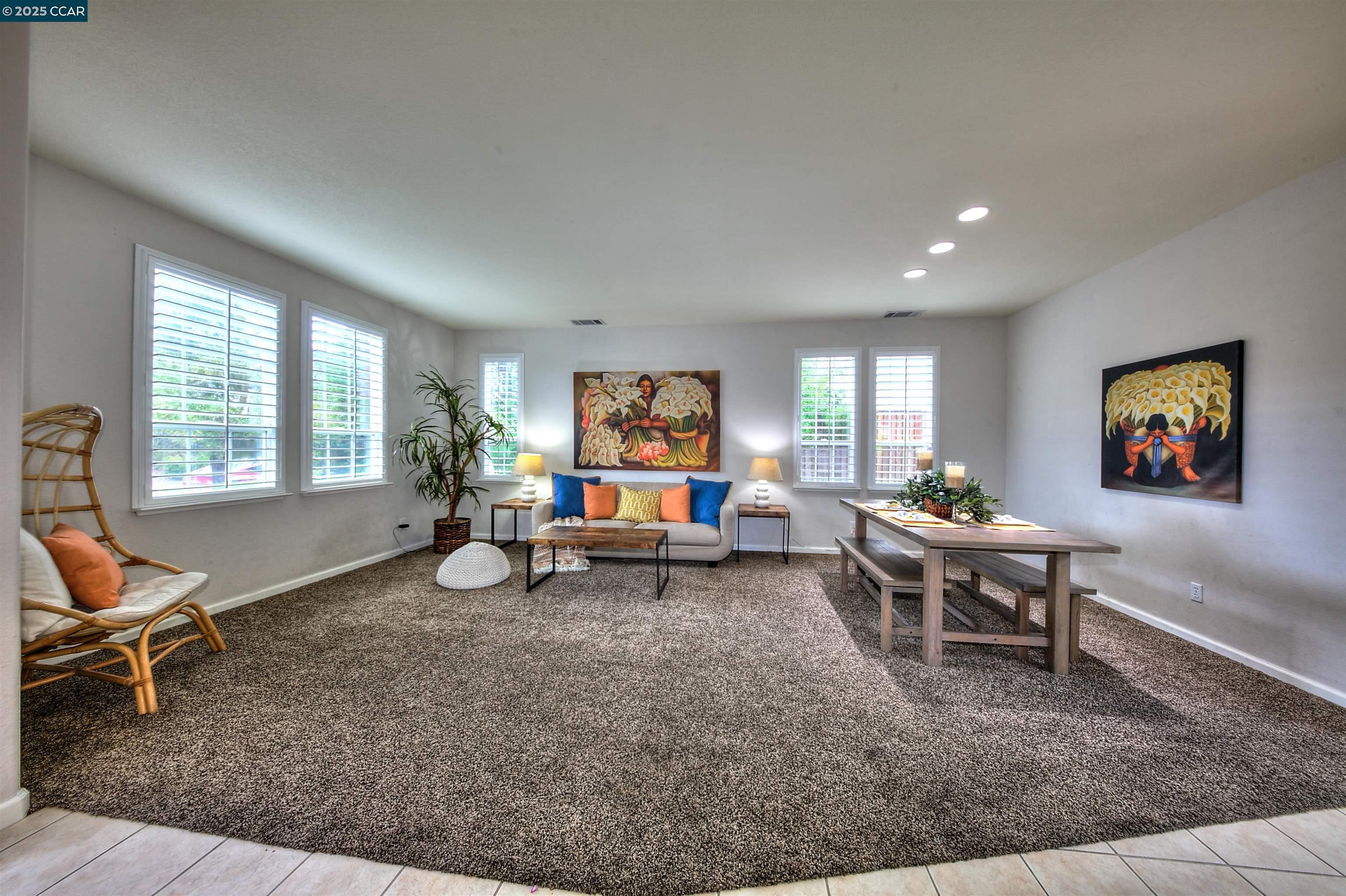 Detail Gallery Image 43 of 59 For 2927 Carlingford Ln, Vallejo,  CA 94591 - 4 Beds | 2/1 Baths