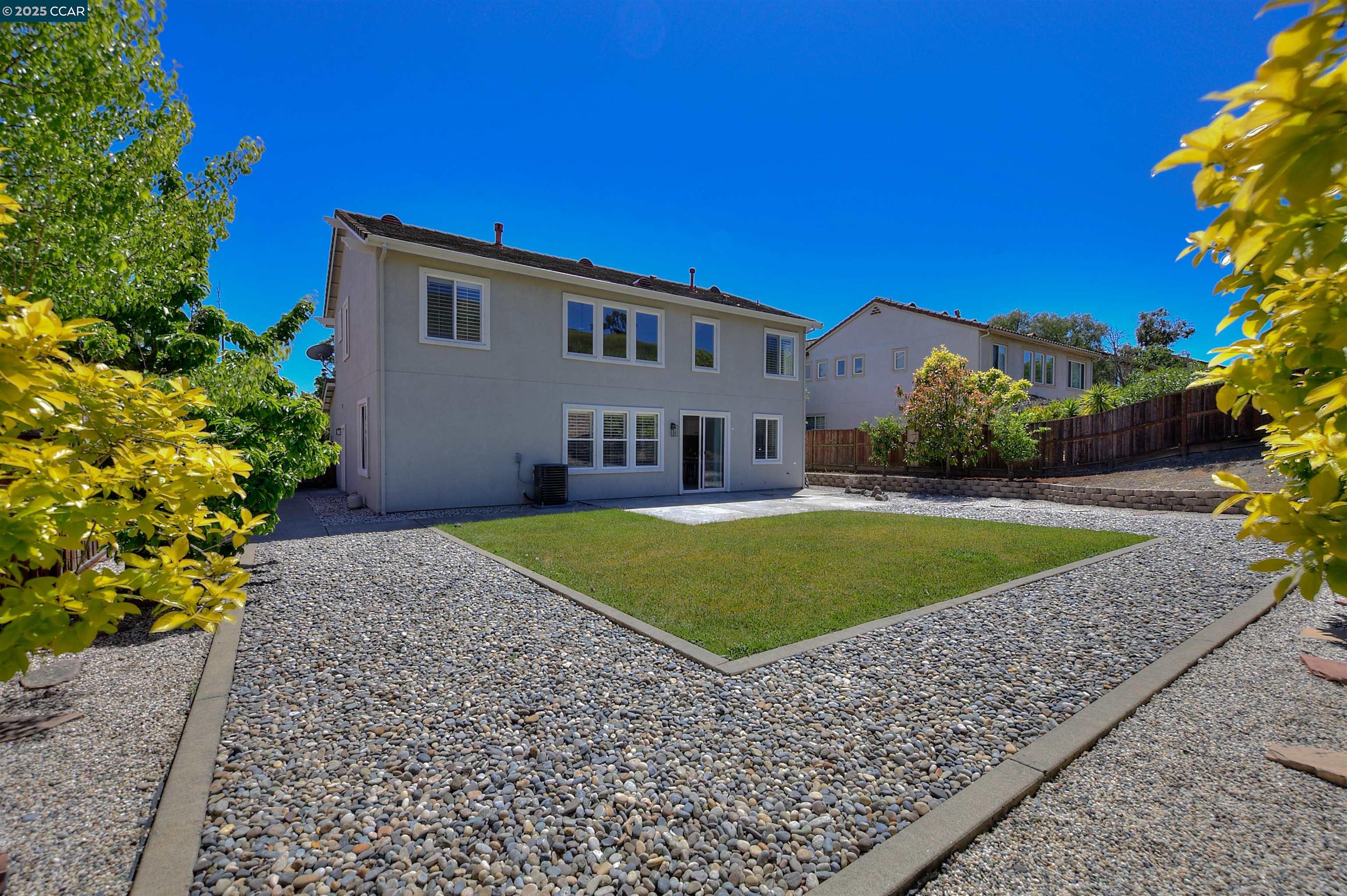 Detail Gallery Image 52 of 59 For 2927 Carlingford Ln, Vallejo,  CA 94591 - 4 Beds | 2/1 Baths