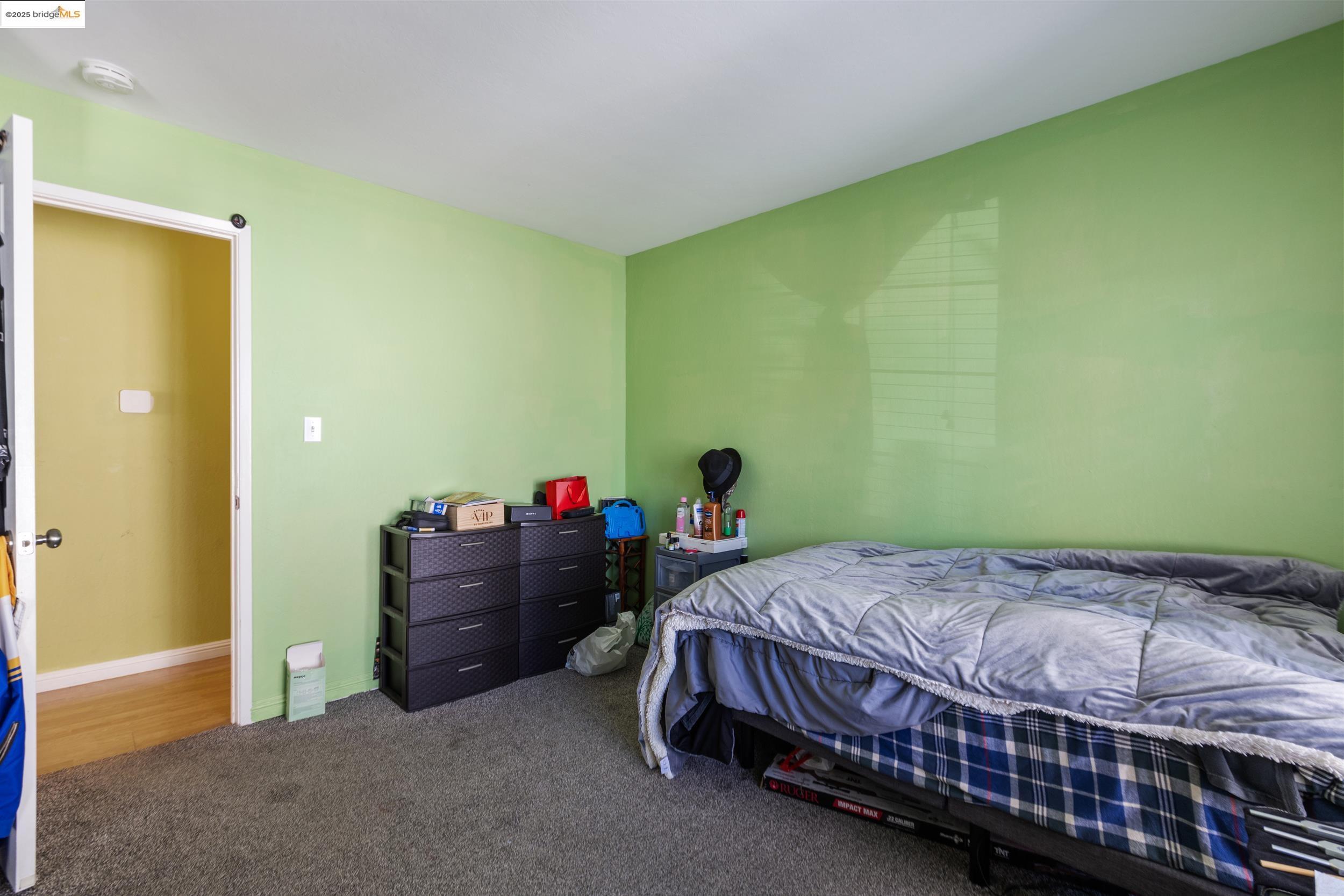 Detail Gallery Image 5 of 7 For 1052 Parkside Dr, El Sobrante,  CA 94803 - 4 Beds | 2 Baths