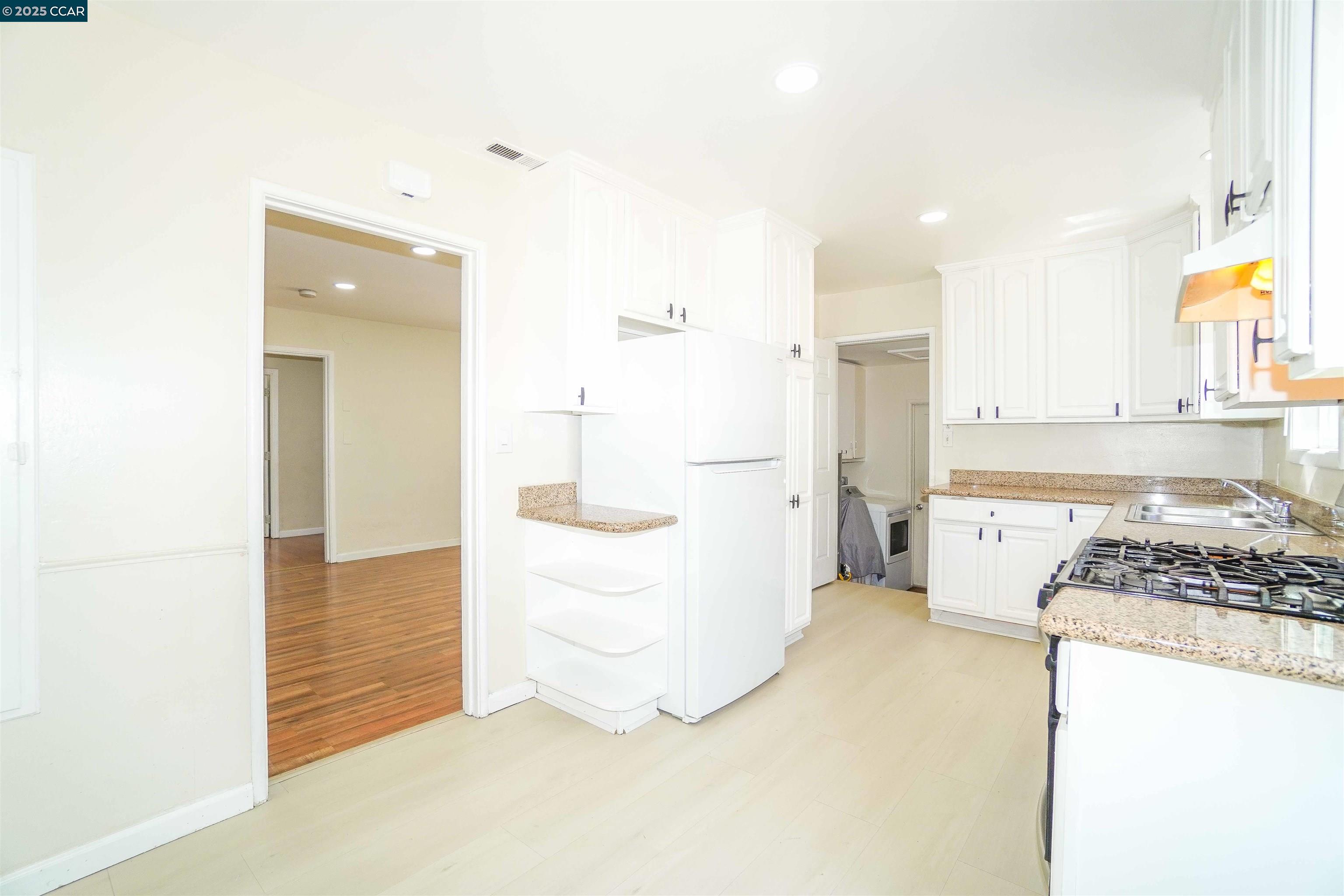 16829 Daryl Ave, San Lorenzo, California 94580, 5 Bedrooms Bedrooms, 7 Rooms Rooms,2 BathroomsBathrooms,Residential,For Sale,16829 Daryl Ave,41097512